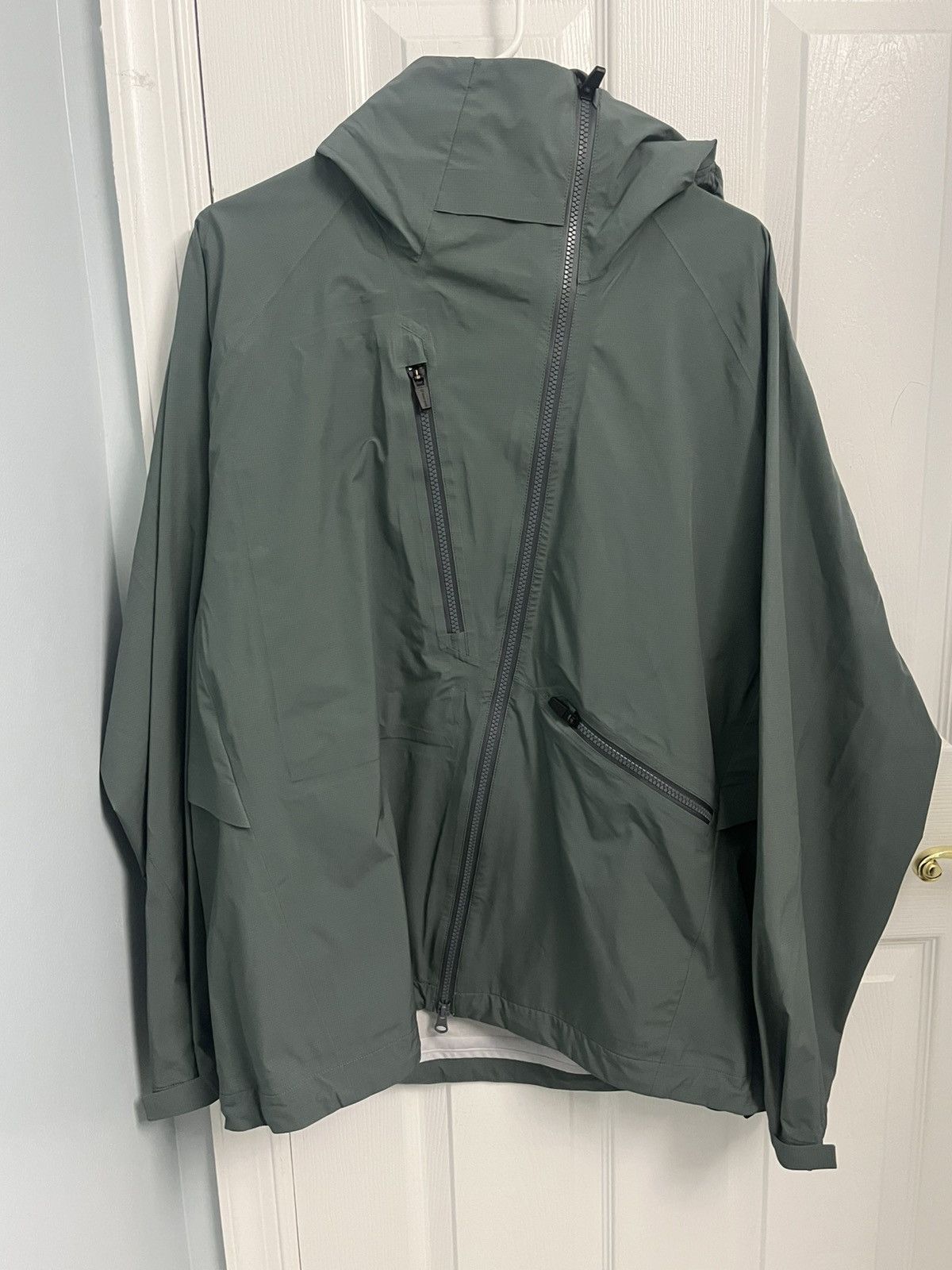 Snow Peak 3-Layer Rain Jacket Size US L / EU 52-54 / 3 - 1 Thumbnail