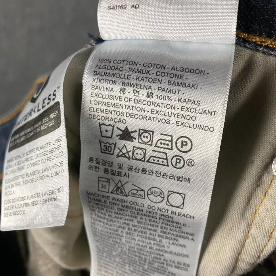 Levi's Levi's Jeans Men's 44x30 559 Denim Zipper Fly Cotton Adults Size US 44 / EU 60 - 7 Thumbnail
