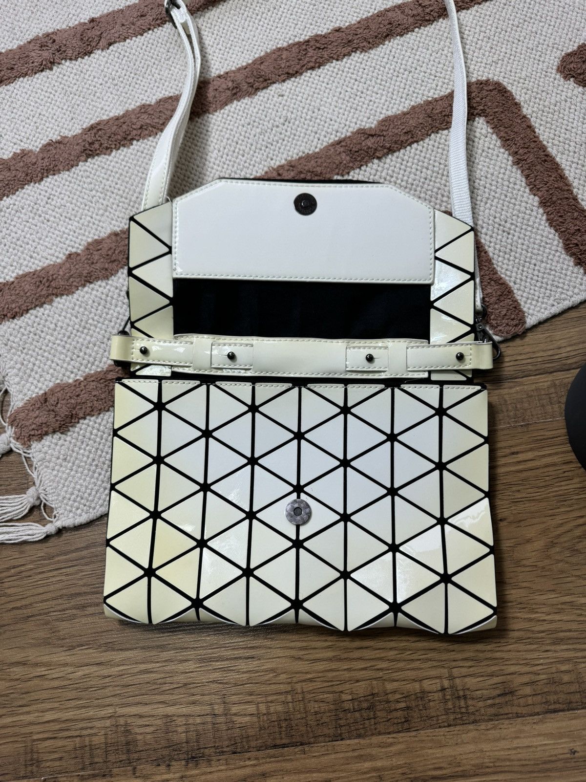 Vintage ISSEY MIYAKE BAOBAO STYLE SHOULDER BAG Size ONE SIZE - 3 Thumbnail