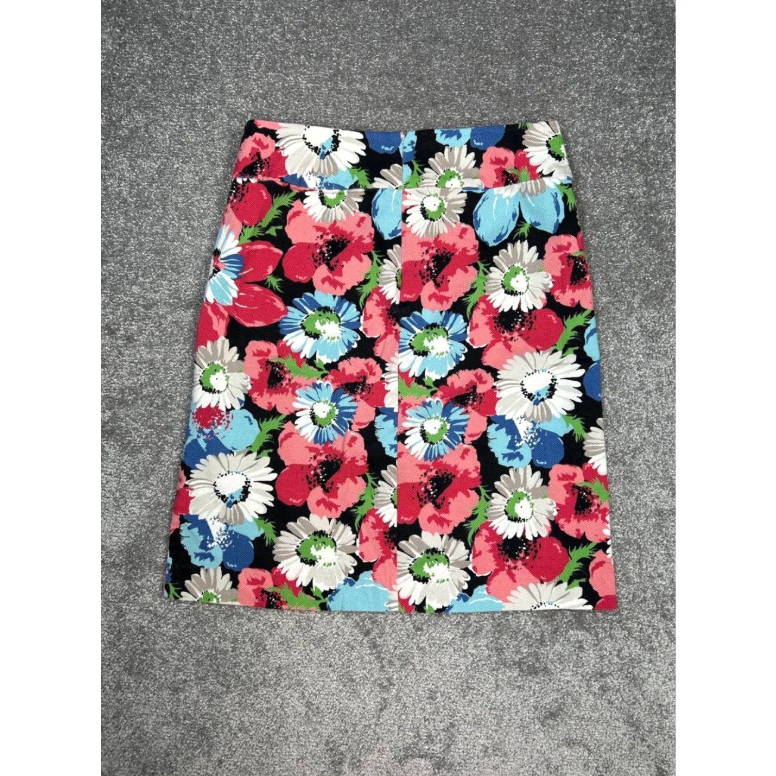 Talbots Talbots Pencil Skirt Women 10 Multicolor Floral Cotton Spandex Back Zip Knee Length Casual Travel Women's Skirt Talbots Size 32" / US 10 / IT 46 - 7 Thumbnail