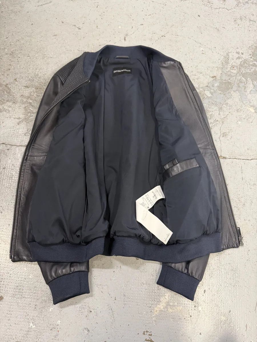 Emporio Armani AW2018 Emporio Armani Navy & Black Waffled Leather Bomber Jacket Size US M / EU 48-50 / 2 - 8 Thumbnail