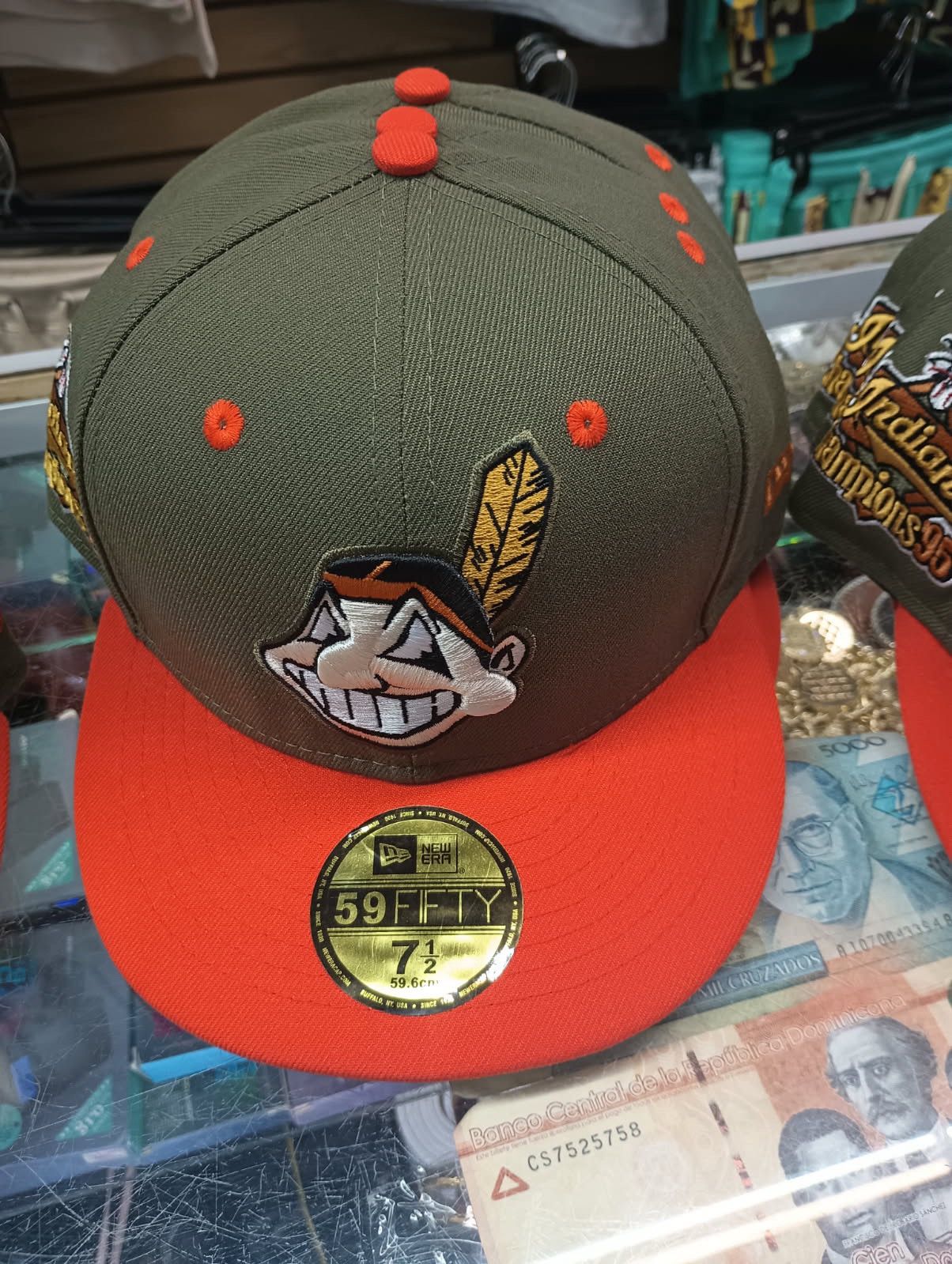New Era 2 tone Cleveland Indians Fitted (ALL SIZES) Size ONE SIZE - 1 Thumbnail