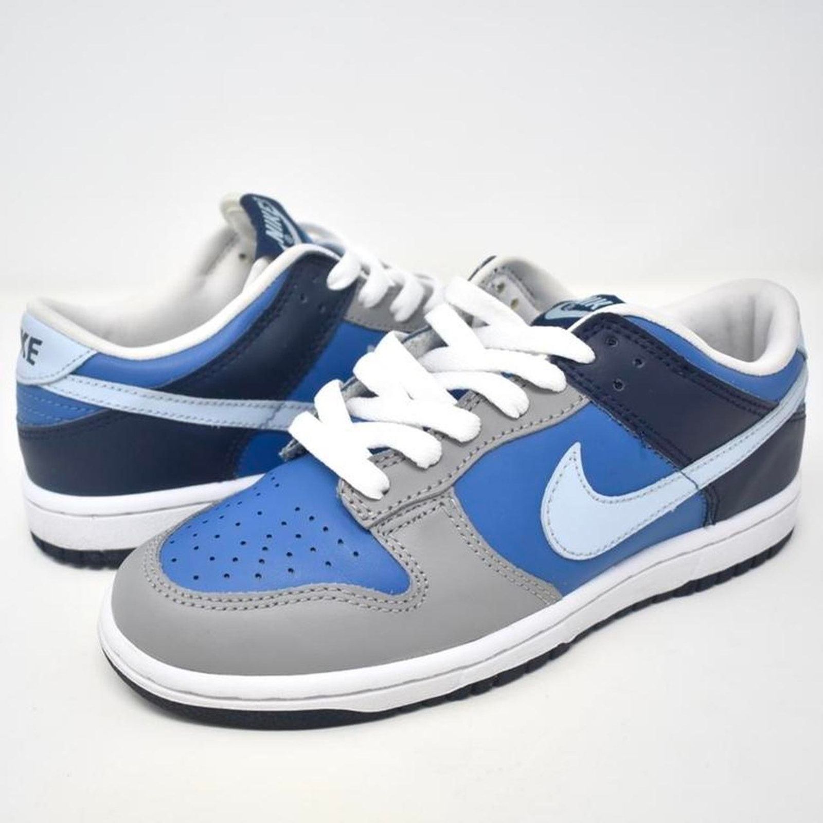 Nike 2004 Nike Dunk Low “Baby Blue” Size US 5.5 / IT 35.5 - 1 Thumbnail