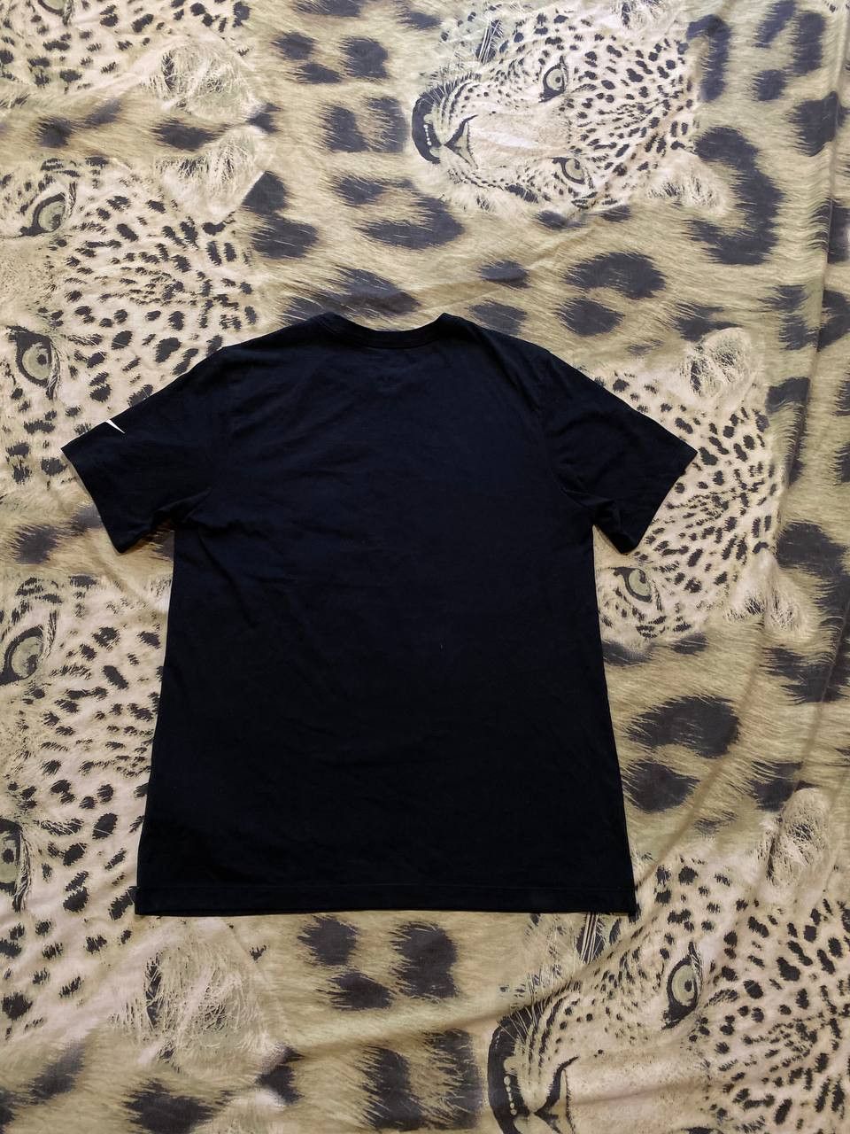 Nike big print center T-Shirt Streetwear Y2K Nike Vintage Size US M / EU 48-50 / 2 - 13 Thumbnail