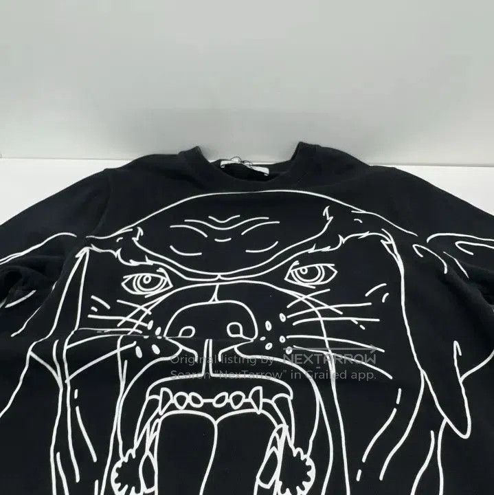 Givenchy Givenchy Round Neck Big Pattern Sweatshirt. Size US XS / EU 42 / 0 - 6 Thumbnail