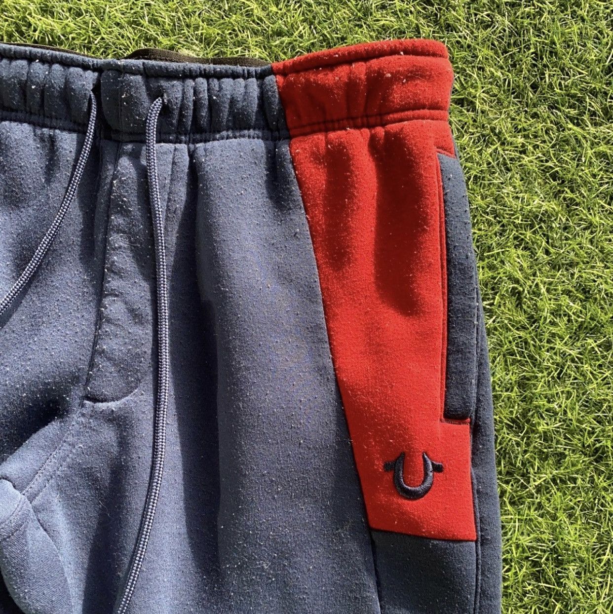 True Religion × Vintage True Religion Mini Logo Tech Style Sweatpants Size Large Size US 30 / EU 46 - 2 Thumbnail