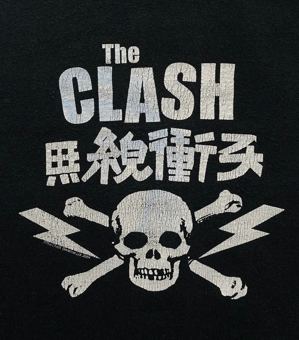 Band Tees Vintage The Clash rock punk Tshirt 2004 Size US S / EU 44-46 / 1 - 4 Thumbnail