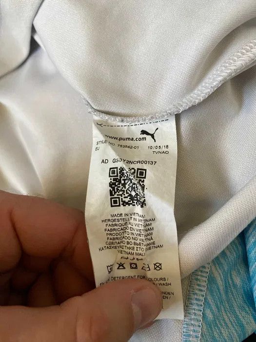 Puma OLYMPIRare QUE MARSEILLE 2018 - 2019 - Puma - M - UNIQUE Size US M / EU 48-50 / 2 - 7 Thumbnail