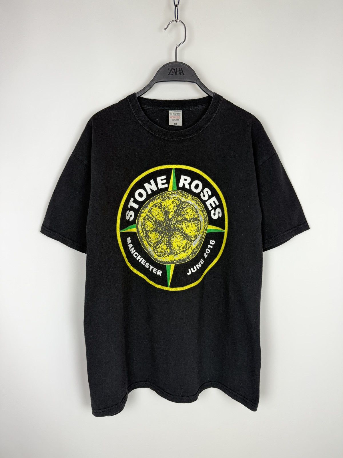 Band Tees 2016 The Stone Roses Manchester June Gig Graphic Shirt Size US L / EU 52-54 / 3 - 1 Thumbnail