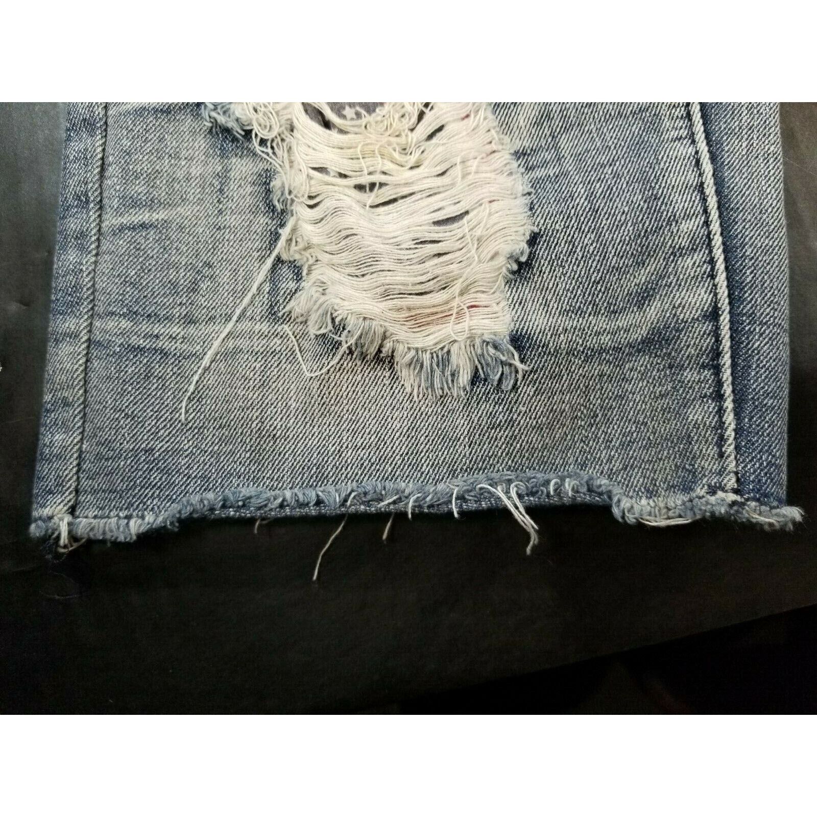 rue21 Rue21 Men's 26" Ripped Distressed Blue USA Jean Shorts Size US 26 / EU 42 - 4 Thumbnail