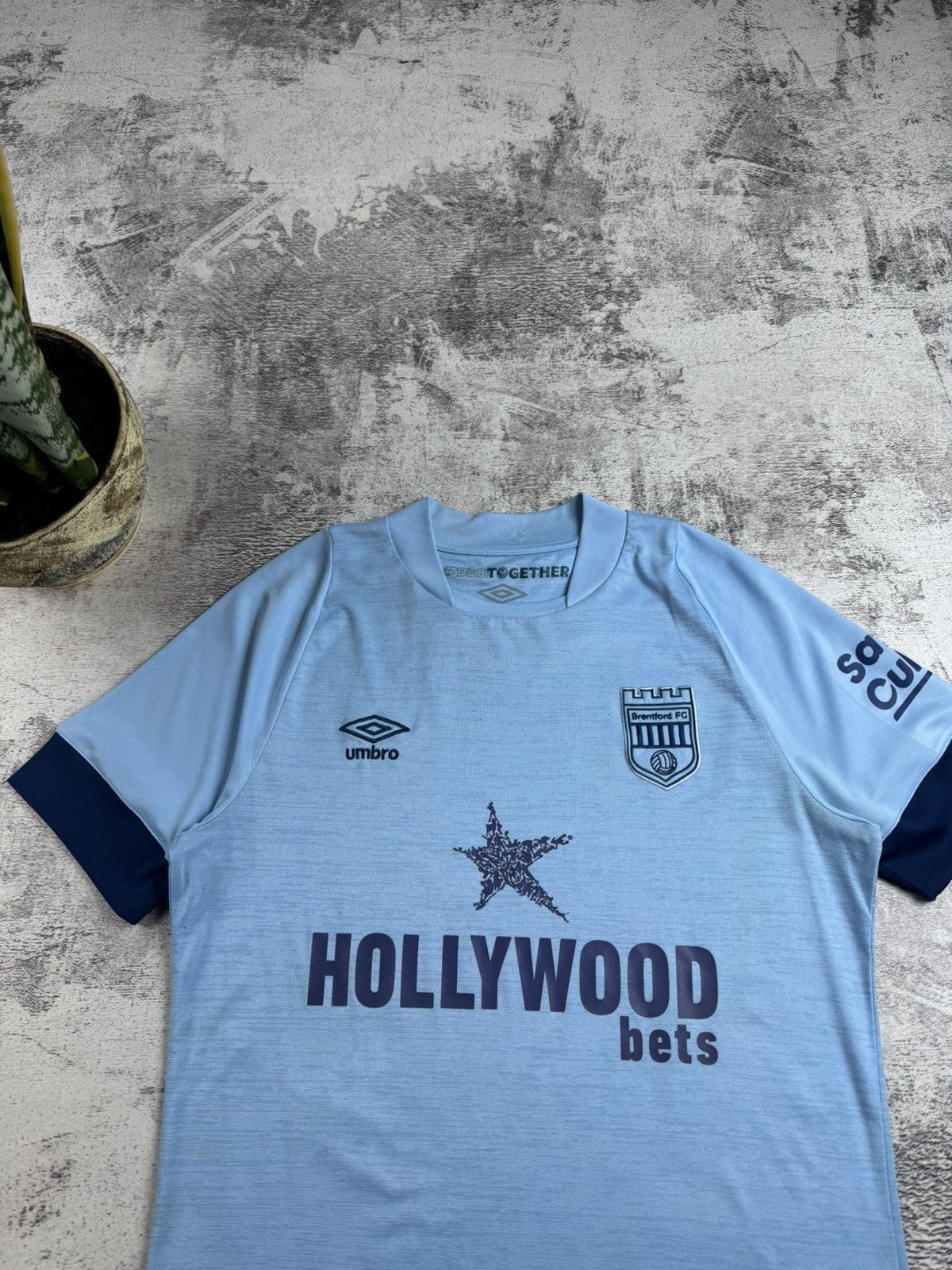 Umbro Brentford FC 2022 2023 Men’s Small Umbro Away Soccer Football Shirt Jersey Polo Size US S / EU 44-46 / 1 - 5 Thumbnail
