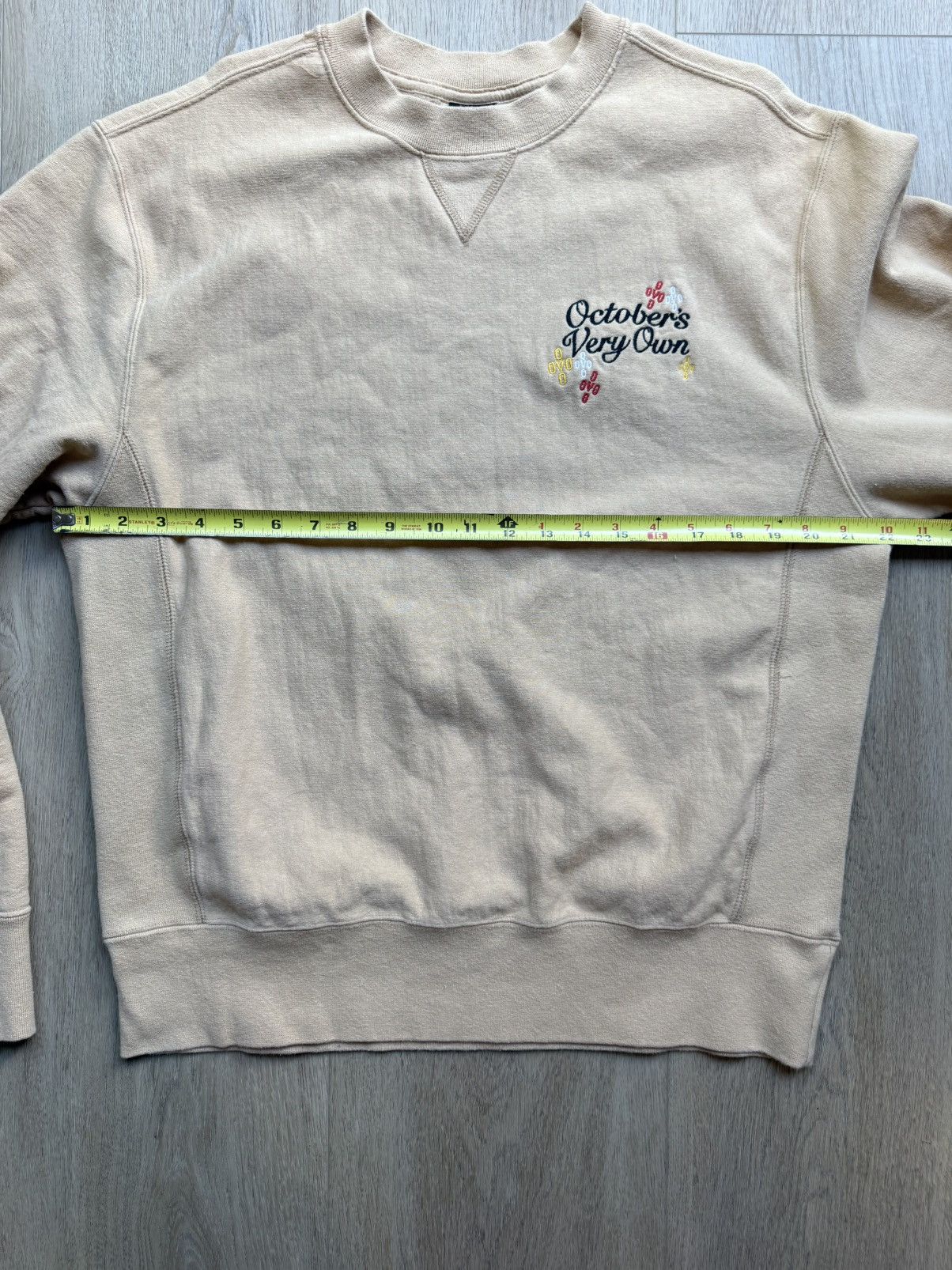 October's Very Own OVO tan Pom Pom embroidered crewneck Size US M / EU 48-50 / 2 - 5 Thumbnail