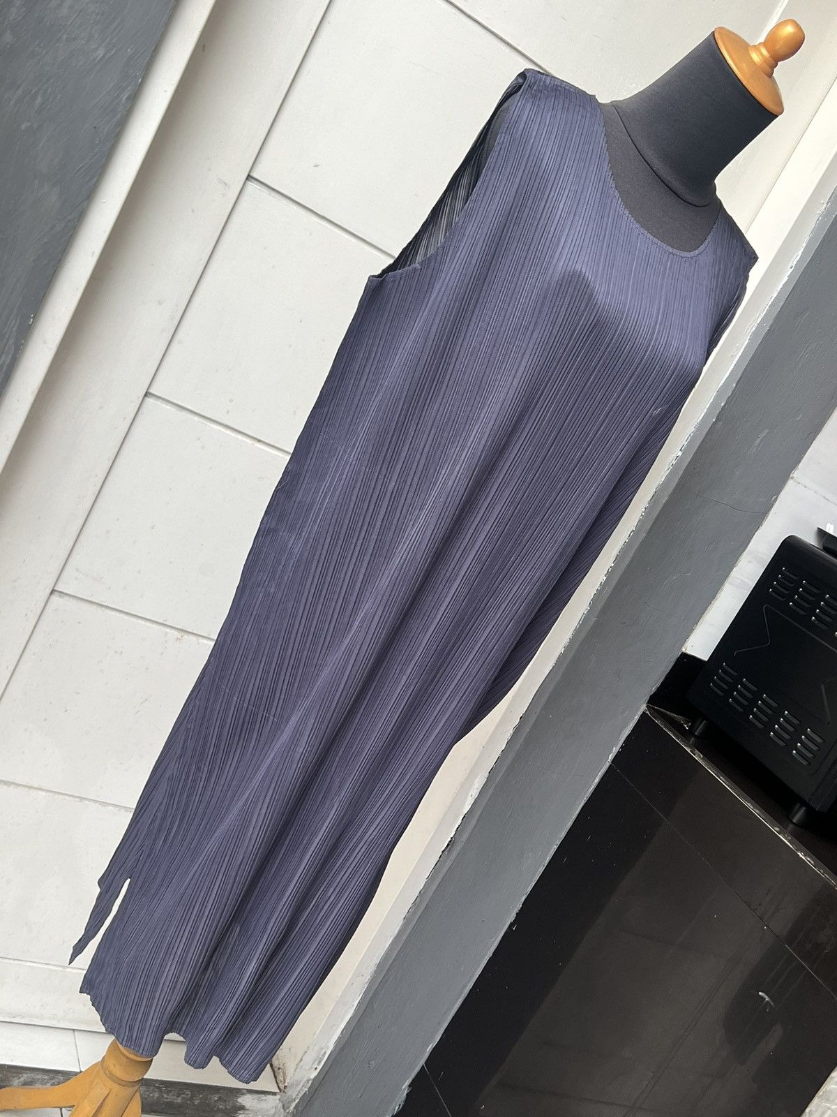 Pleats Please Issey Miyake ISSEY MIYAKE PLEATS PLEASE Grey Dress Size M / US 6-8 / IT 42-44 - 8 Thumbnail