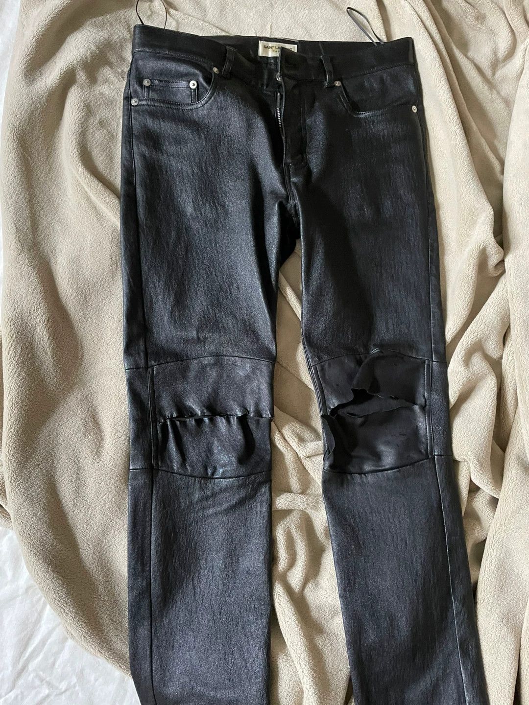 Saint Laurent Paris Saint Laurent Paris Sheepskin knife cuts jeans Size US 32 / EU 48 - 1 Thumbnail