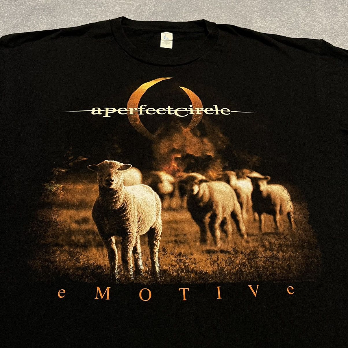 Band Tees Vintage 2000s A Perfect Circle eMOTIVe Sheep Band Tee Shirt Size US L / EU 52-54 / 3 - 1 Thumbnail