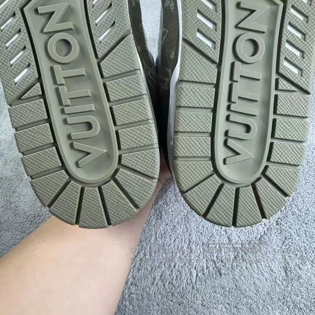 Louis Vuitton louis vuitton trainer sneakers in green. Size US 9.5 / EU 42-43 - 6 Thumbnail