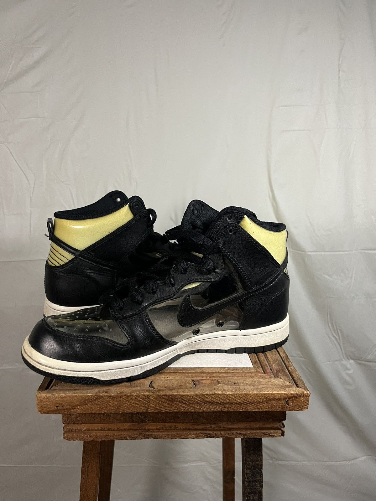 Comme des Garcons × Nike 2017 Comme des garçon x Nike dunk high ‘clear’ Size US 7 / EU 40 - 2 Thumbnail
