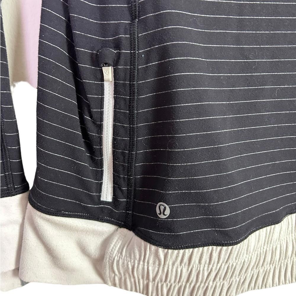 Lululemon lululemon athletica l Think Fast Striped Hoodie Size 8 Size M / US 6-8 / IT 42-44 - 3 Thumbnail