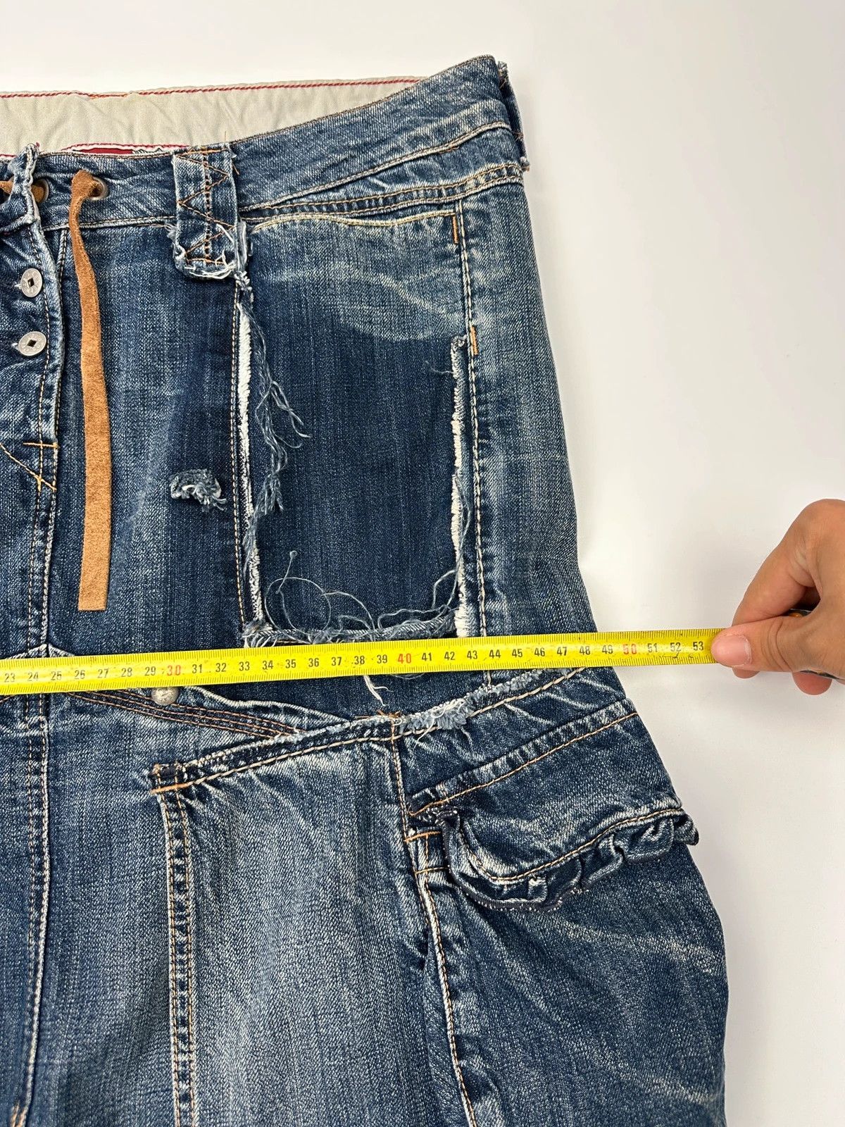 Marithe + Francois Girbaud Marithé + Francois Girbaud SS2001 Denim Destroy Skirt Size 27" / US 4 / IT 40 - 15 Thumbnail