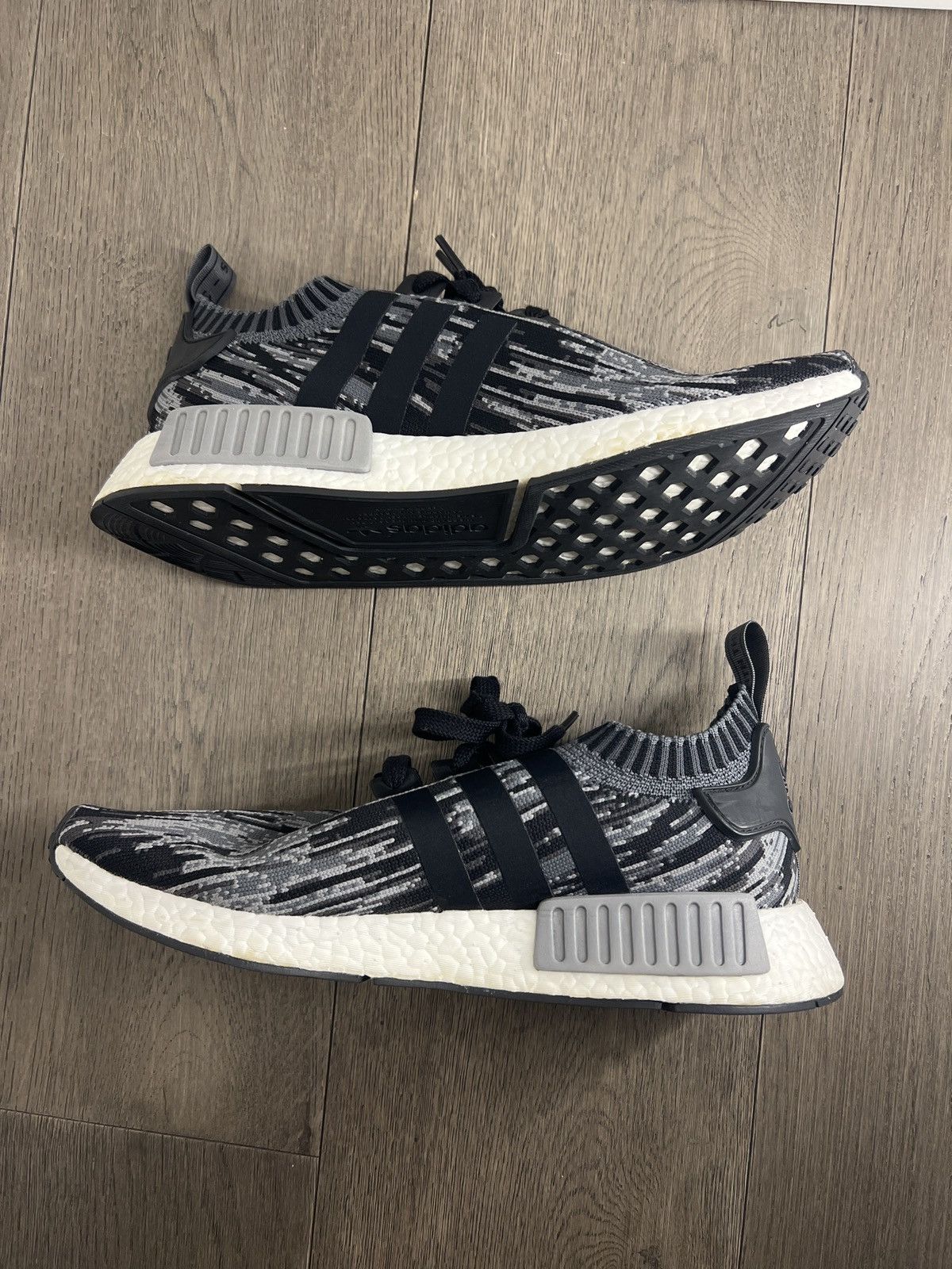 Adidas Adidas NMD R1 Primeknit “Grey Three” - Size 10.5 Size US 10.5 / EU 43-44 - 3 Thumbnail
