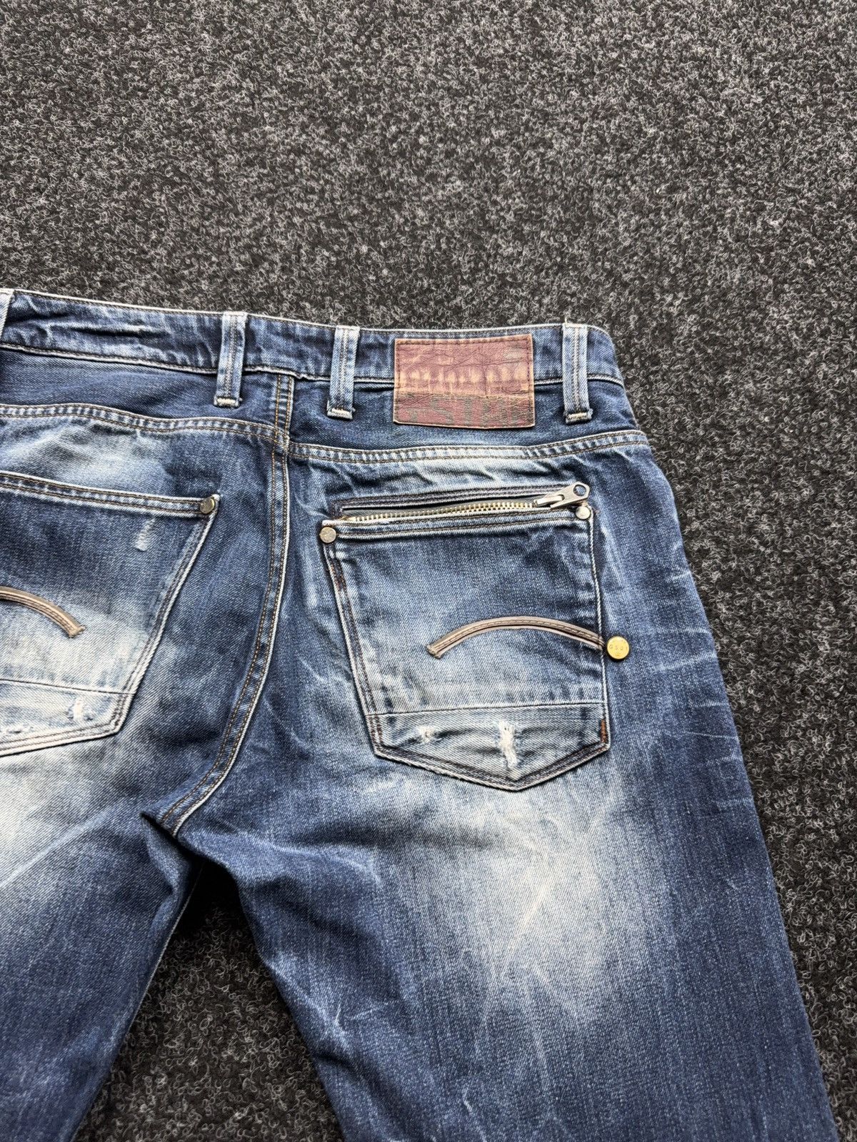 G-Star Vntg 00s G-Star RAW Y2K Faded Zip Pocket Rock Denim Jeans Size US 32 / EU 48 - 17 Thumbnail
