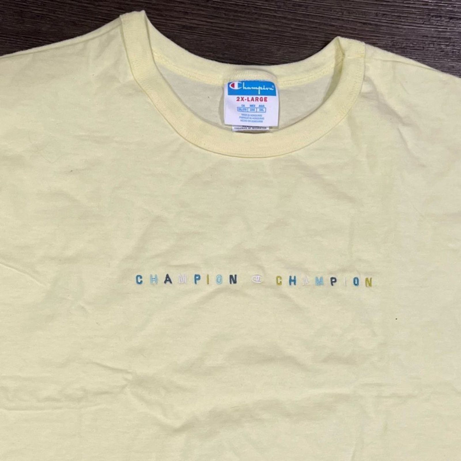Champion NWT Champion Yellow Embroidered Graphic Crop Top - Size 2X Size XXL / US 16-18 / IT 52-54 - 2 Thumbnail