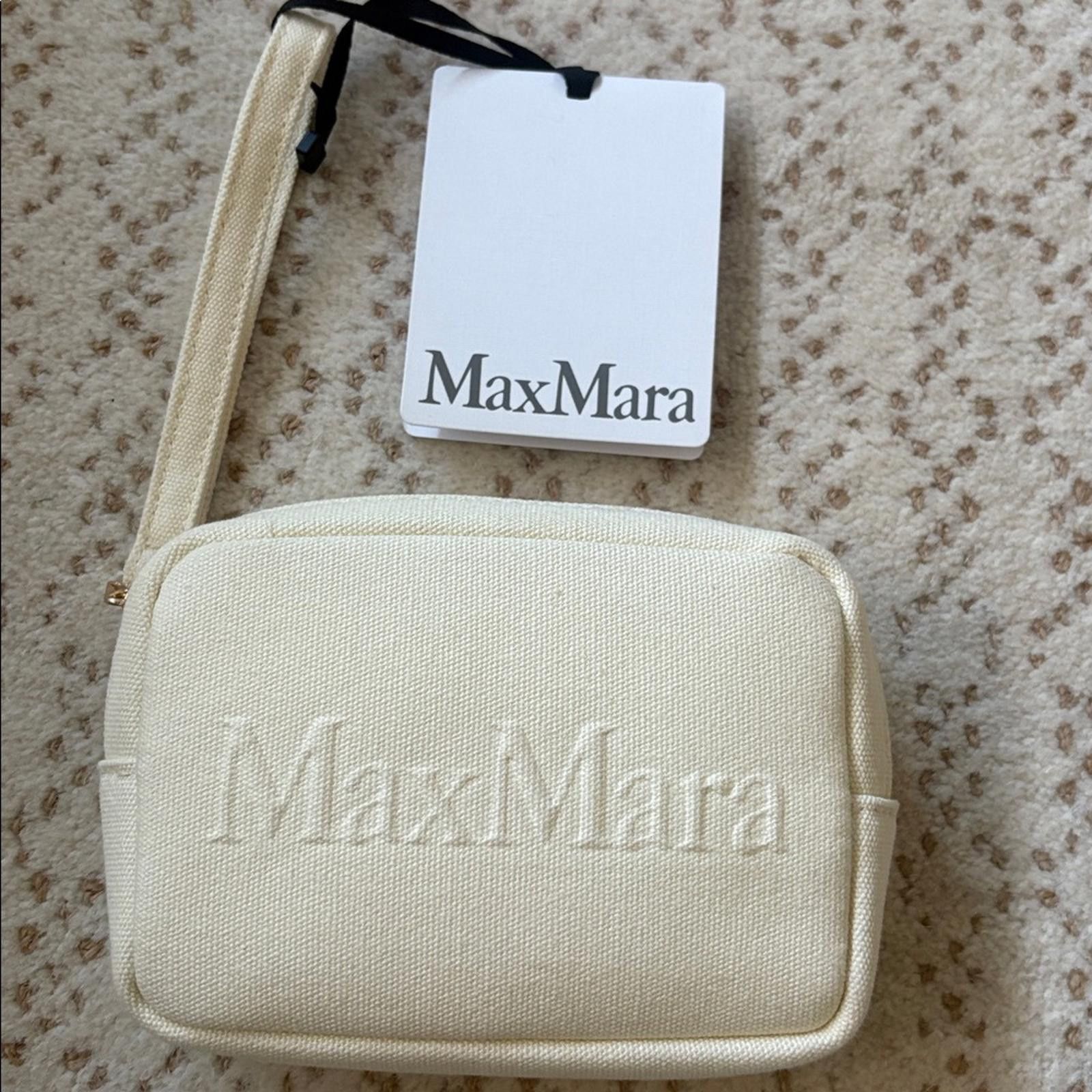 Other NWT Max Mara Beauty Case Cream Canvas Wristlet Clutch Size ONE SIZE - 6 Thumbnail
