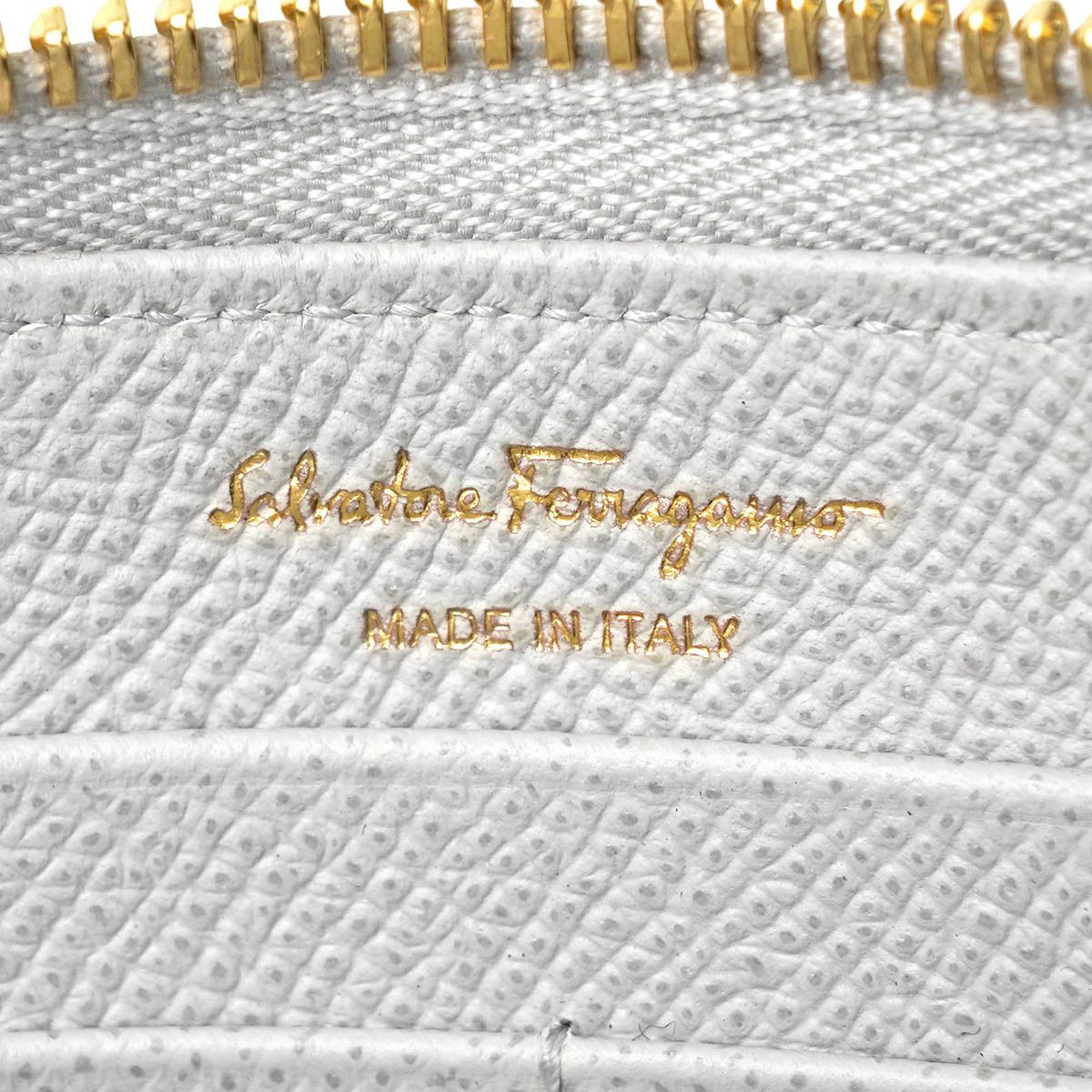 Salvatore Ferragamo o1s1rm0924 Size: OS / Calf Zip Around Wallet in Grey Size ONE SIZE - 5 Thumbnail