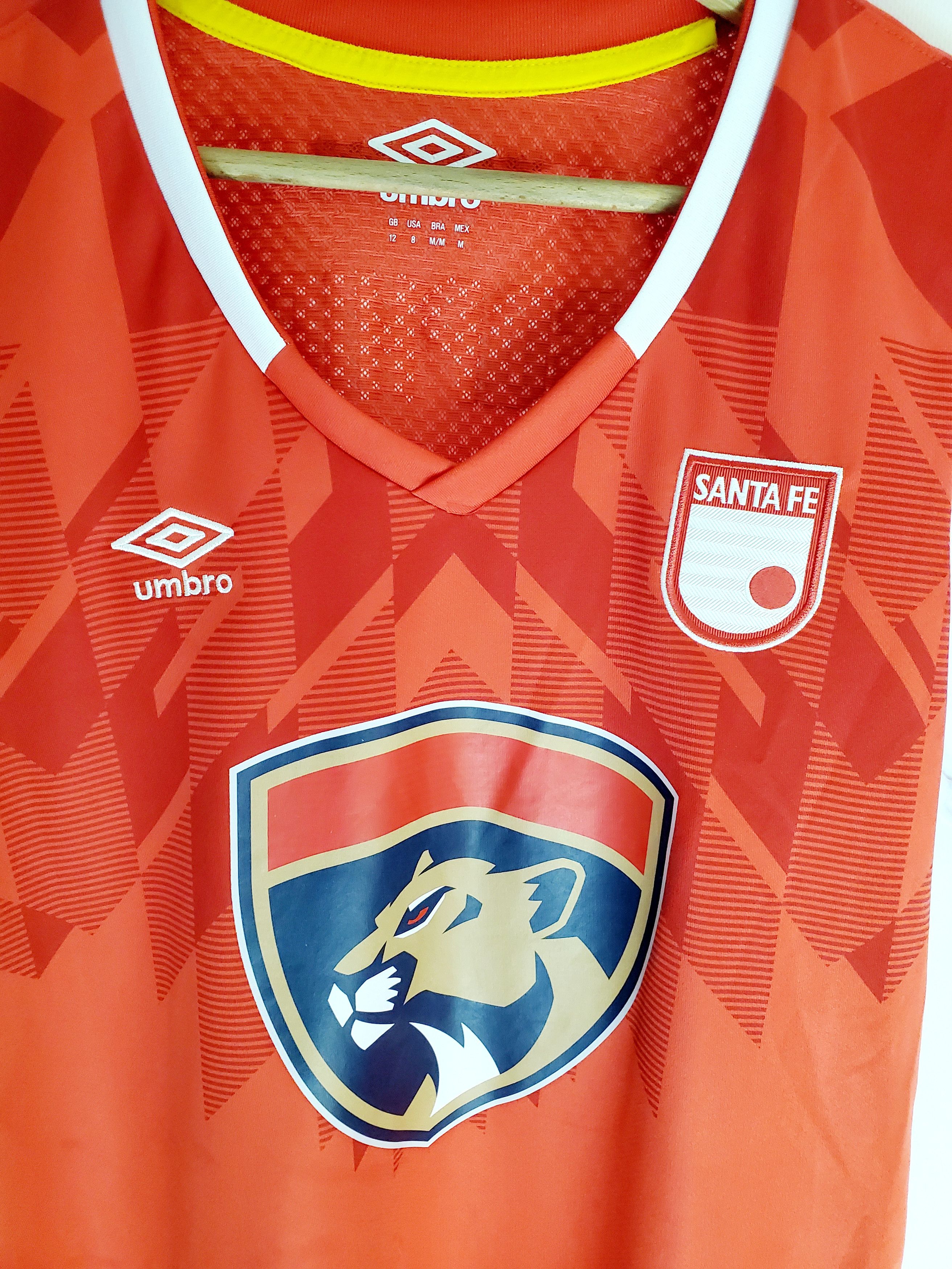 Umbro Independiente Santa Fe umbro soccer jersey new condition Size M / US 6-8 / IT 42-44 - 2 Thumbnail