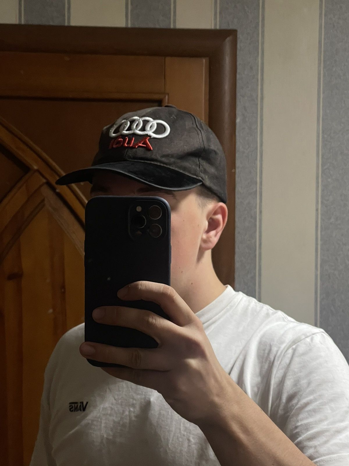 Audi AUDI 90S Y2K BIG LOGO RACING F1 FLAMES VELVET CAP HAT Size ONE SIZE - 11 Thumbnail