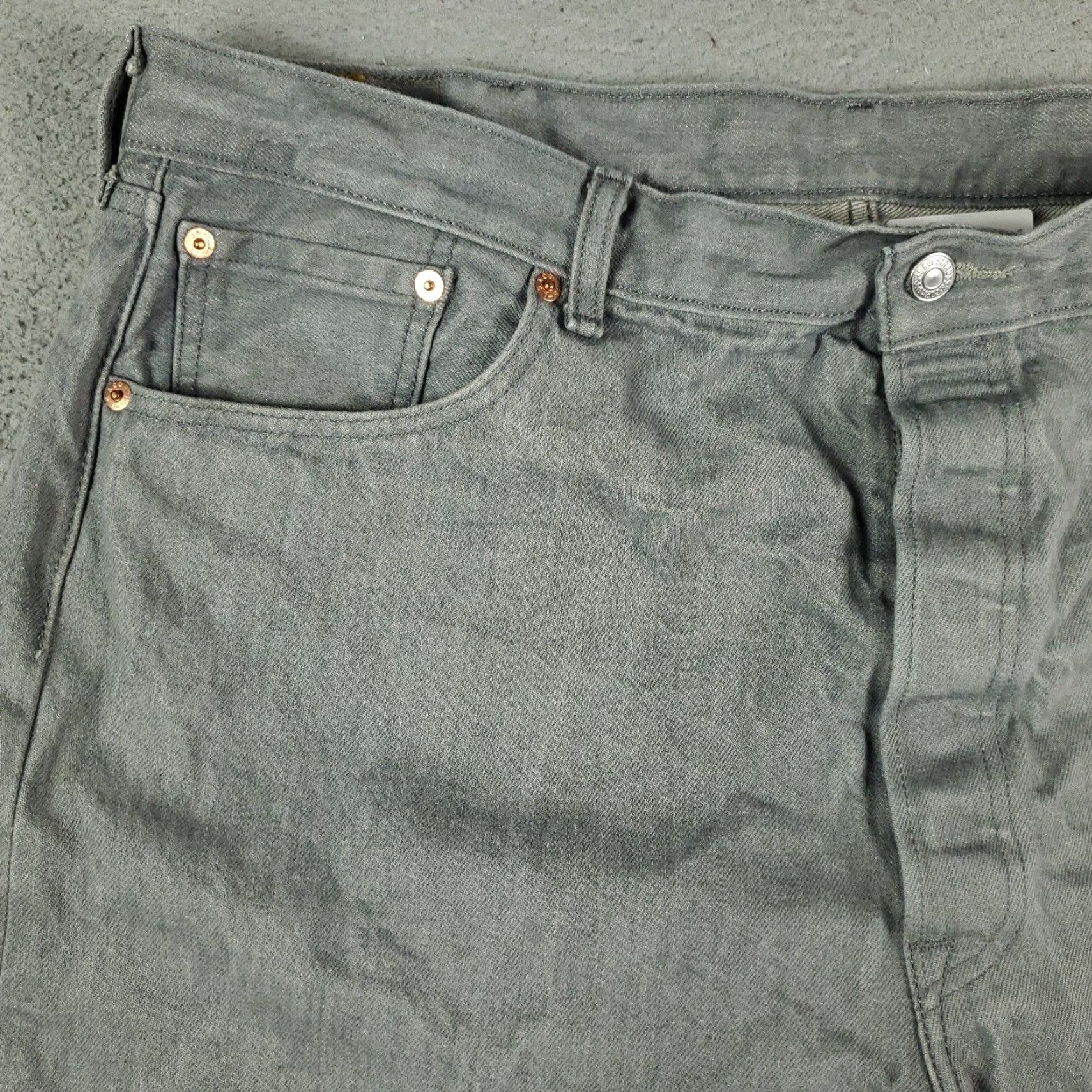 Levi's Levis Strauss 501 Shorts Mens Size 42 Gray Cut Off Button Fly Casual Denim Jean Size US 42 / EU 58 - 2 Thumbnail