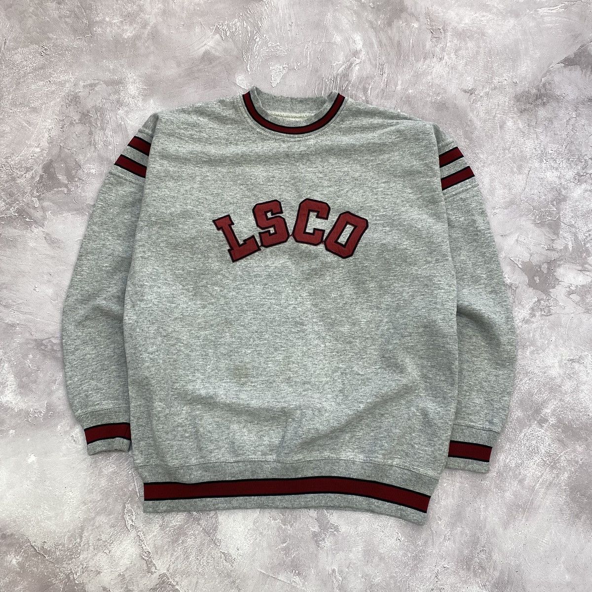 Levi's 90s Vintage Levi's Company Big Logo Sweatshirt Made In USA Size US M / EU 48-50 / 2 - 1 Thumbnail