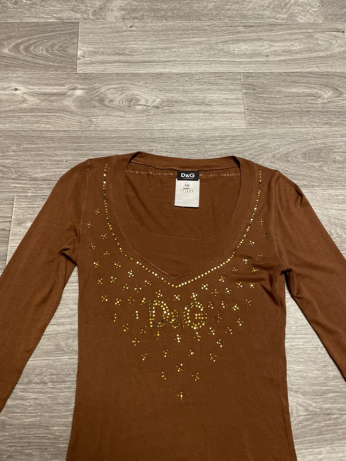 Dolce & Gabbana Y2K DG Dolce Gabbana Brown Rhinestone Logo Long Sleeve Top Size XS / US 0-2 / IT 36-38 - 9 Thumbnail