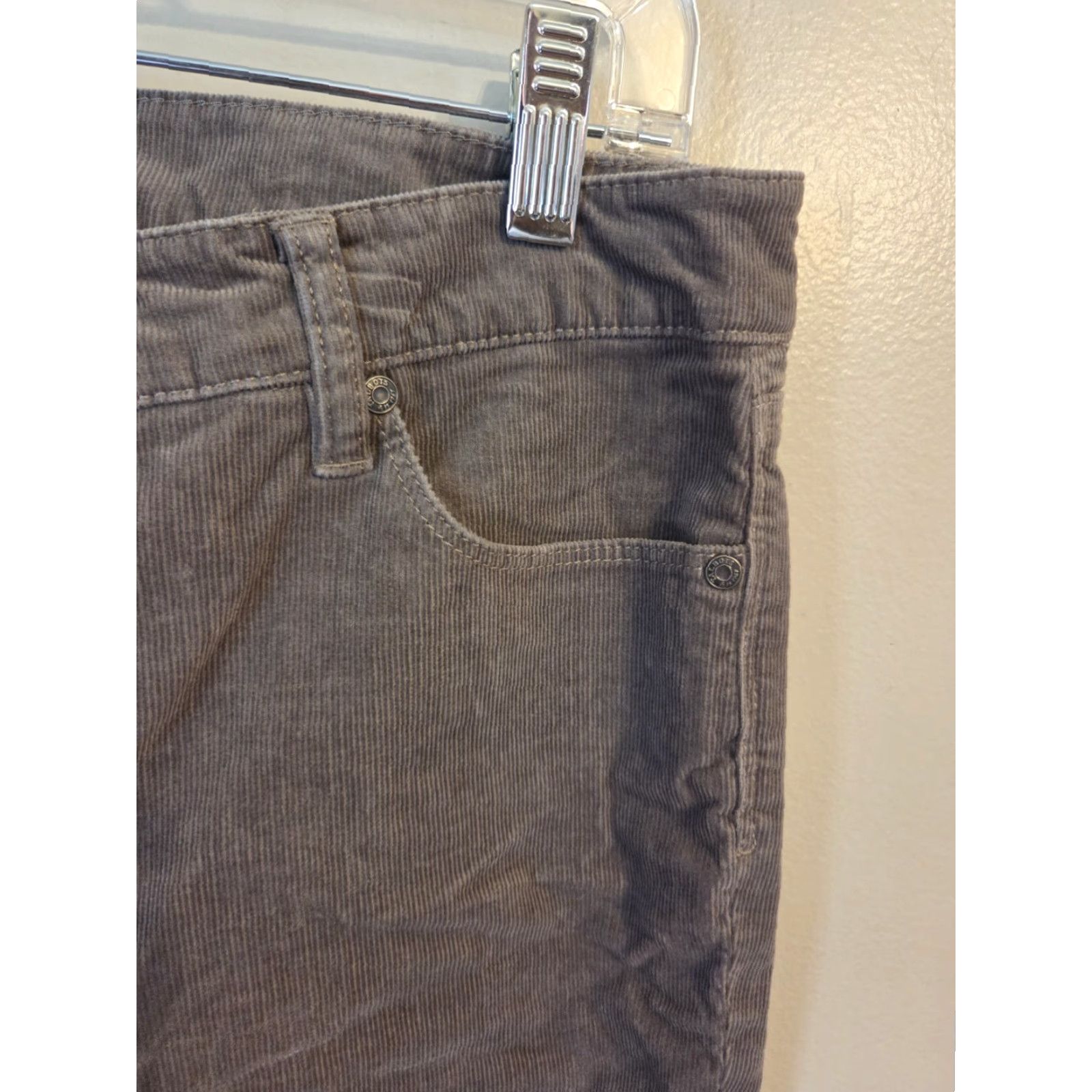 Talbots Talbots Flawless Five Pocket Gray Corduroy Pants Petites Size 10 Straight Womens Size 32" / US 10 / IT 46 - 4 Thumbnail