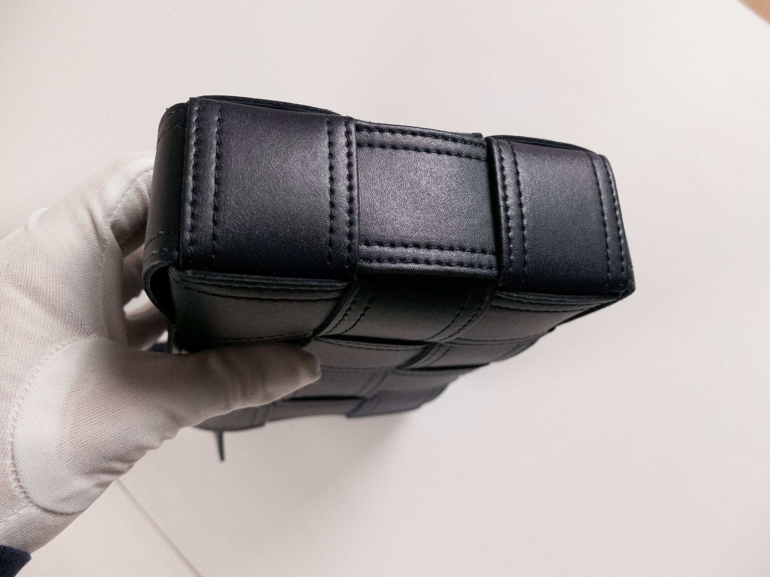 Bottega Veneta BOTTEGA VENETA Cassette dark blue leather crossbody mini bag Size ONE SIZE - 4 Thumbnail