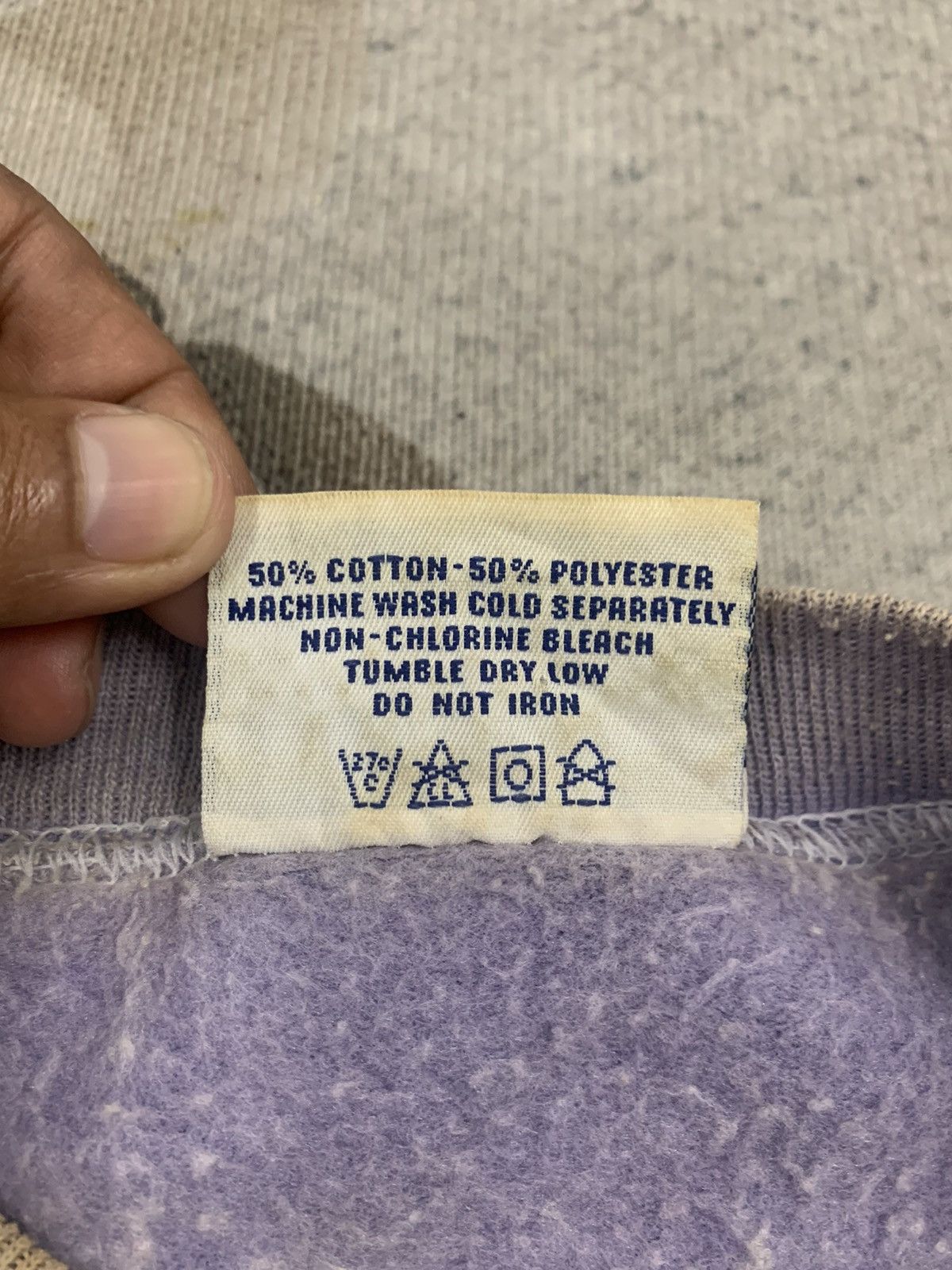 Mickey Mouse × Velva Sheen × Vintage Vintage Mickey Mouse Sweatshirt by Velva Sheen Made in Usa Size US M / EU 48-50 / 2 - 17 Thumbnail