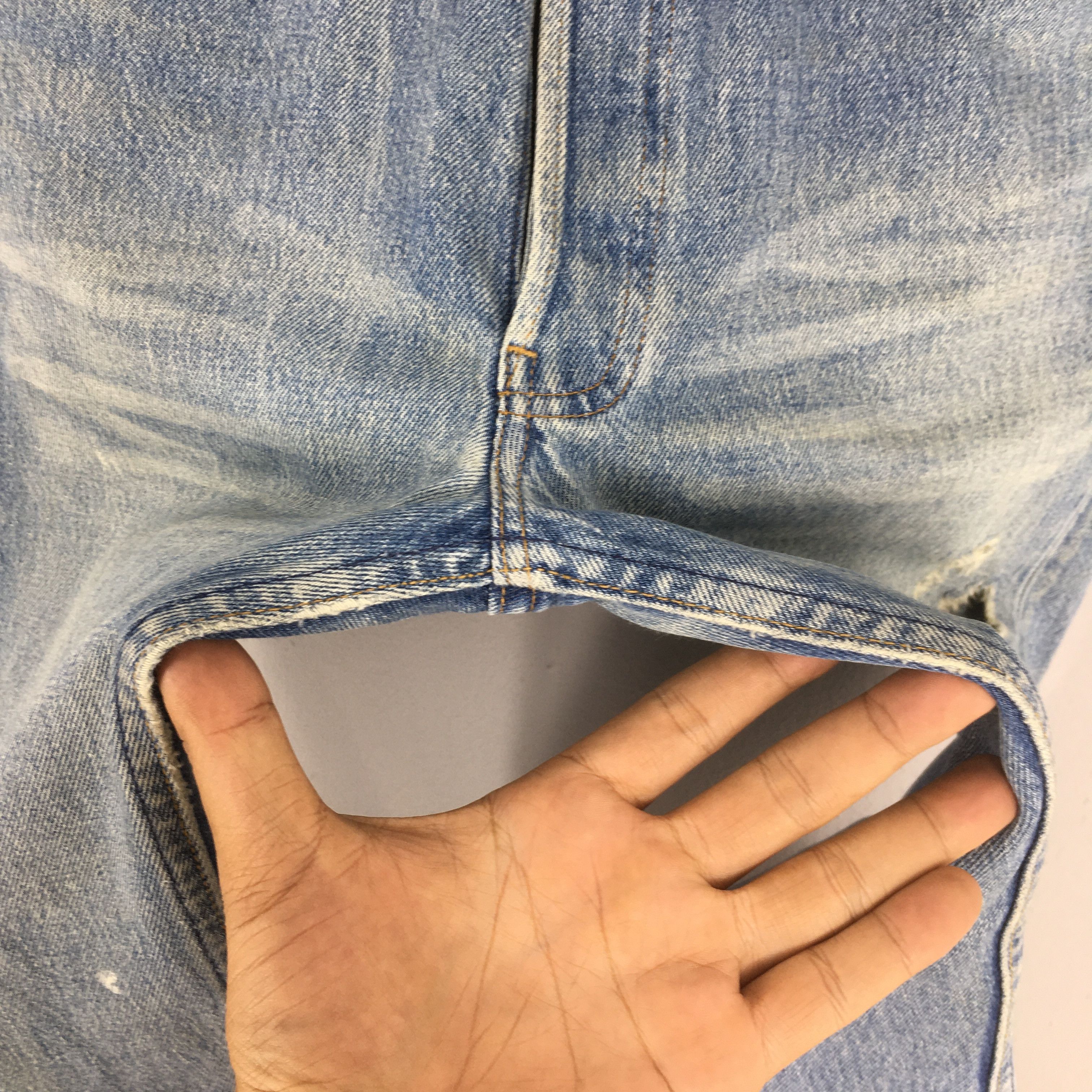 Levi's Size 29x28.5 Vintage 90s Levi's 501 Distressed Jeans S1081 Size US 29 - 5 Thumbnail