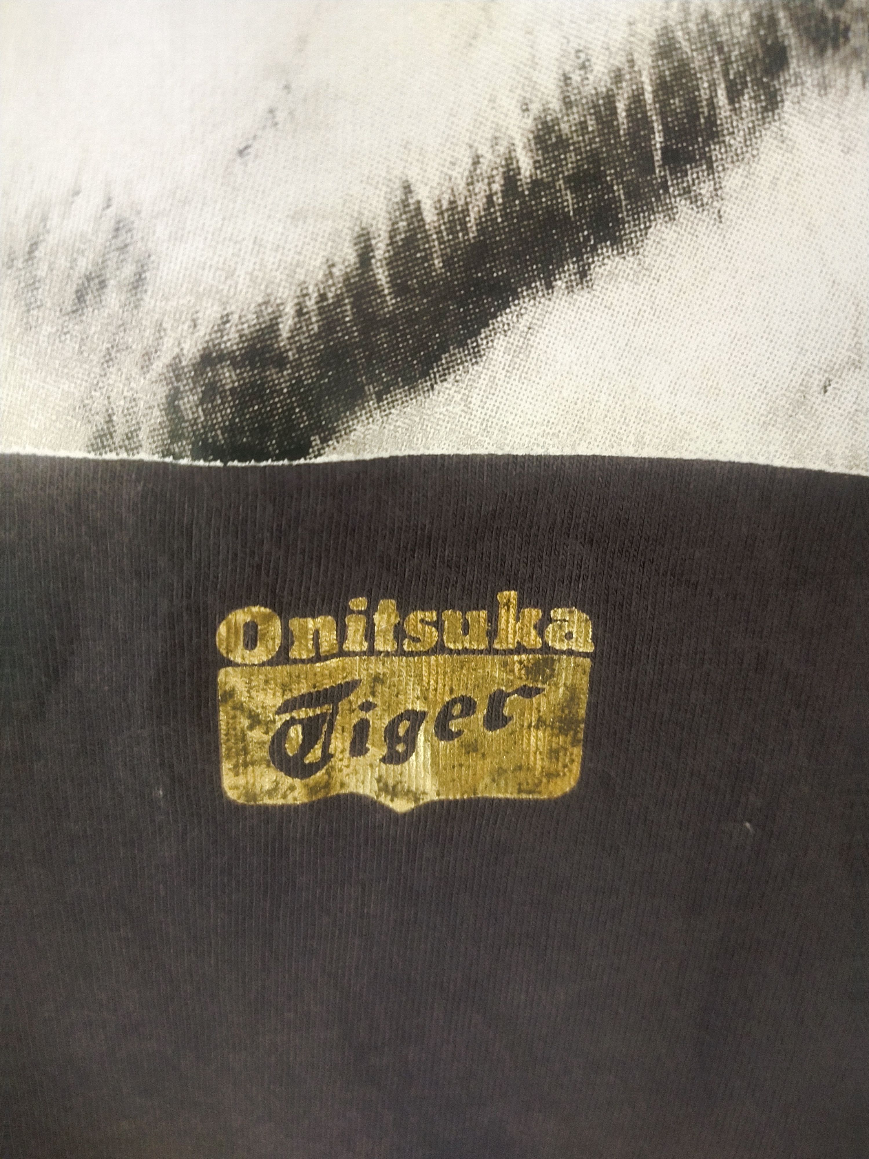 Onitsuka Tiger Onitsuka Tiger Quirky Glasses Tiger Gloves Graphic T-Shirt Size US S / EU 44-46 / 1 - 3 Thumbnail