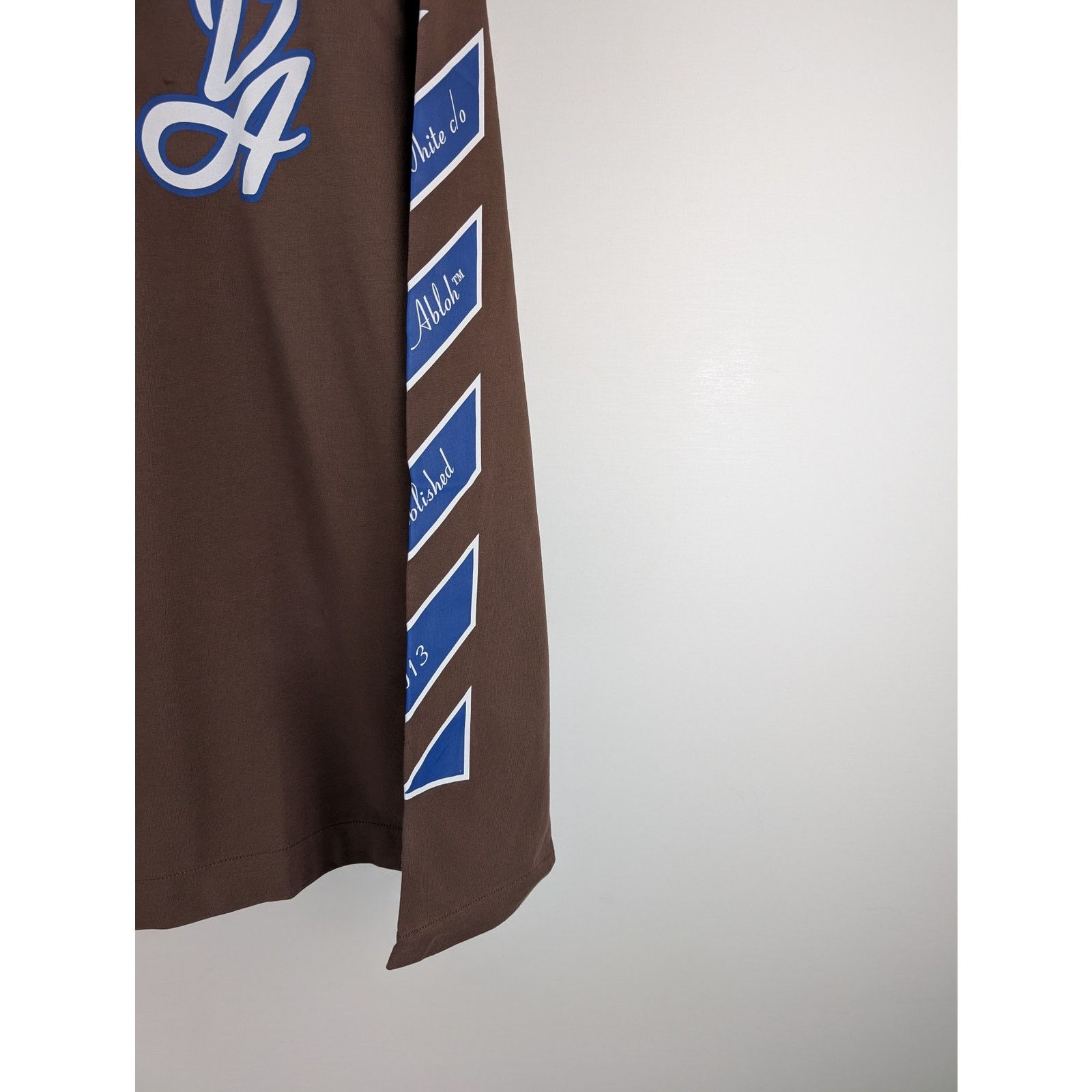 Off-White o1rshd1 23 Varsity Skate Long Sleeve Tee T-Shirt in Brown Size US XXL / EU 58 / 5 - 6 Thumbnail