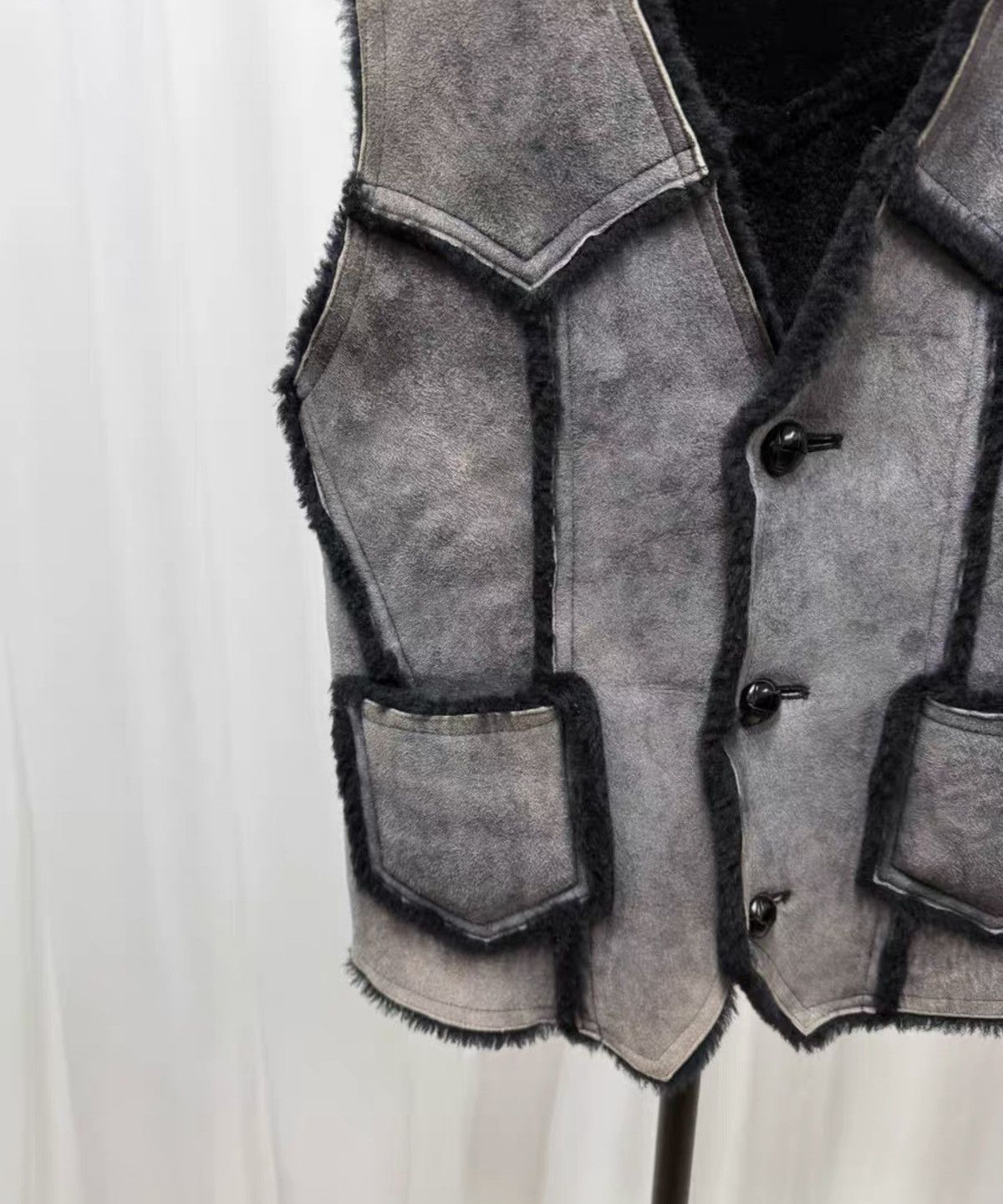 Number (N)ine Number (N)ine Fall/Winter 2009 Lamb Shearling Vest Size US S / EU 44-46 / 1 - 3 Thumbnail
