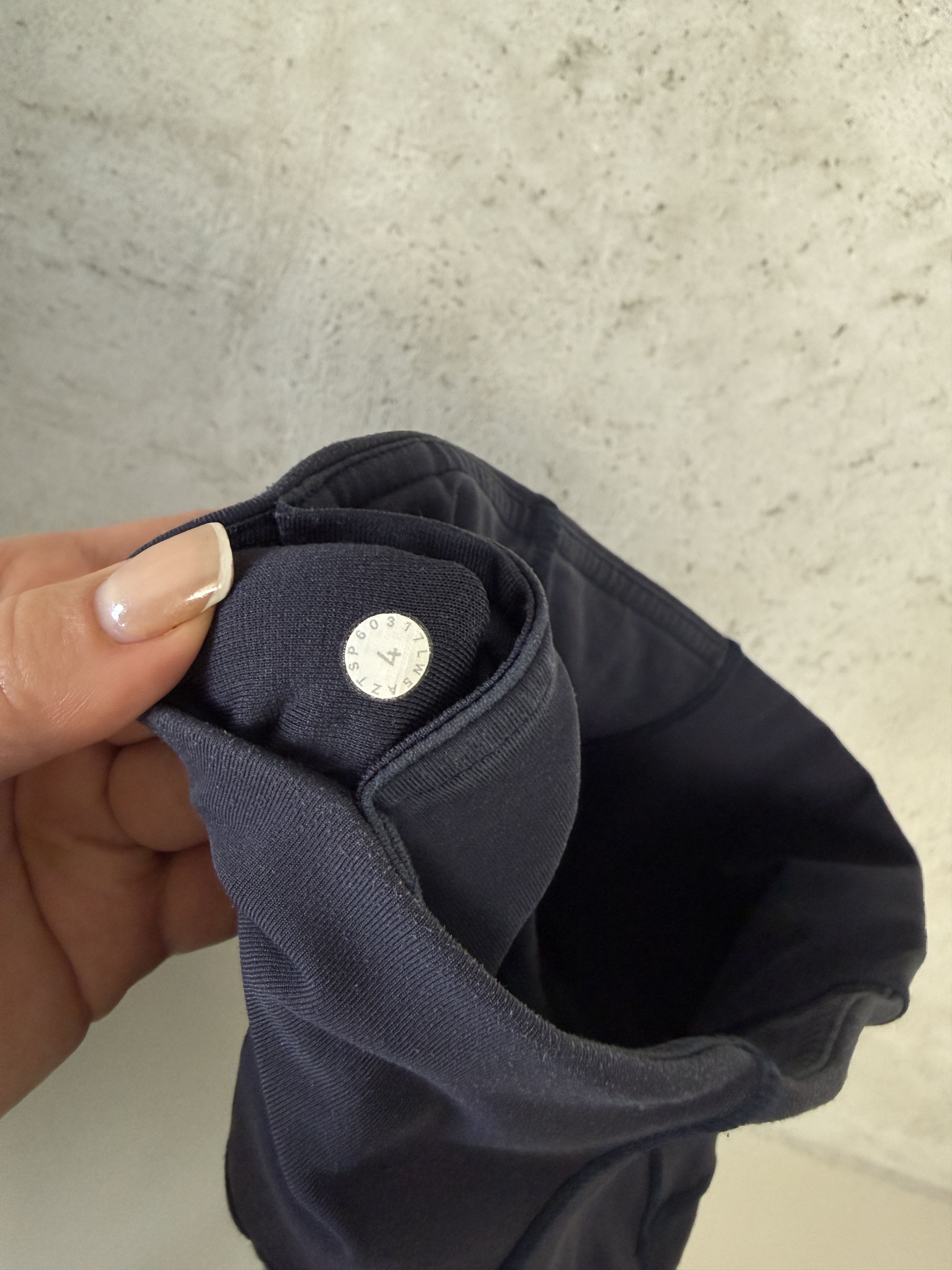 Lululemon Lululemon leggings sport gym yoga pilates Size 27" / US 4 / IT 40 - 5 Thumbnail