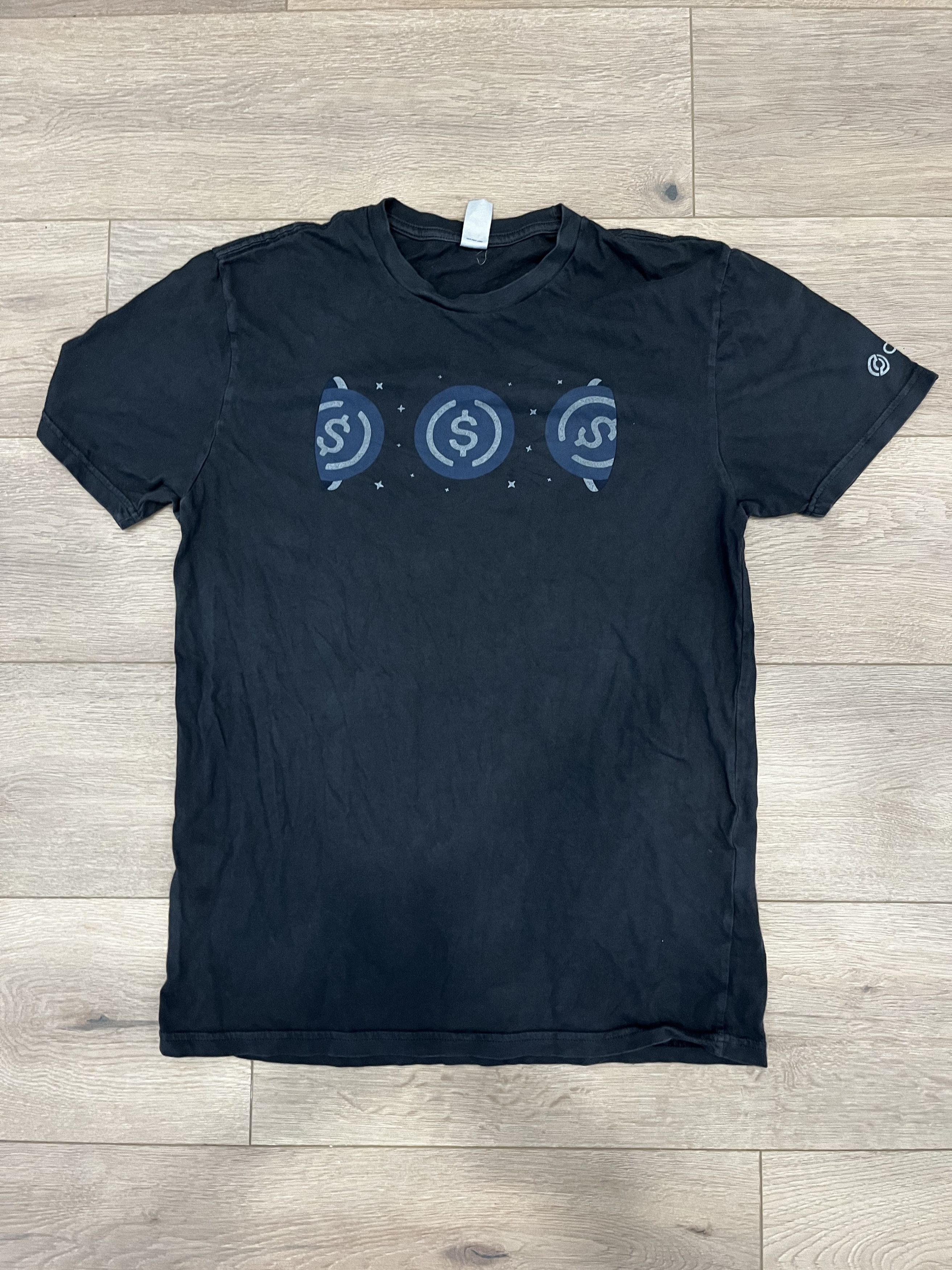 Designer Crypto USD Circle Medium Tee (Consensus Austin 2024) Size US M / EU 48-50 / 2 - 1 Preview