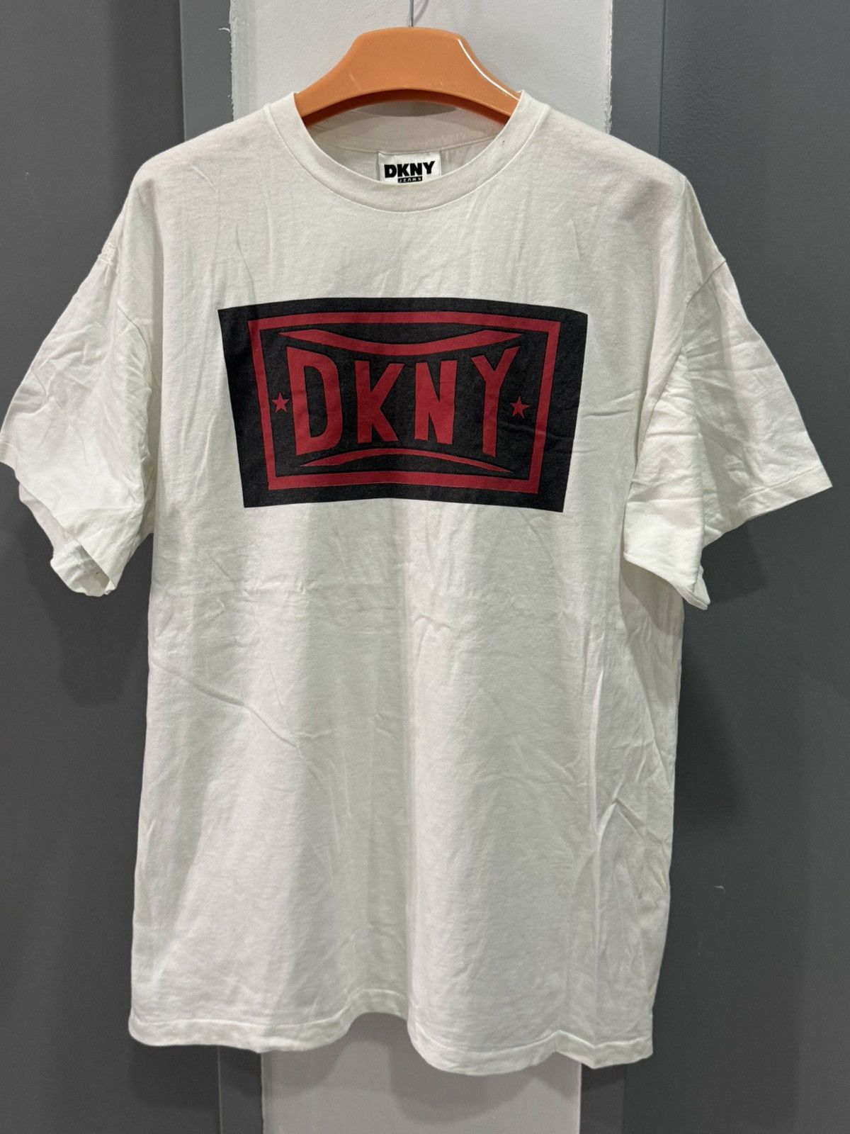 DKNY vintage DKNY - made in usa single stitch tee Size US XL / EU 56 / 4 - 1 Thumbnail
