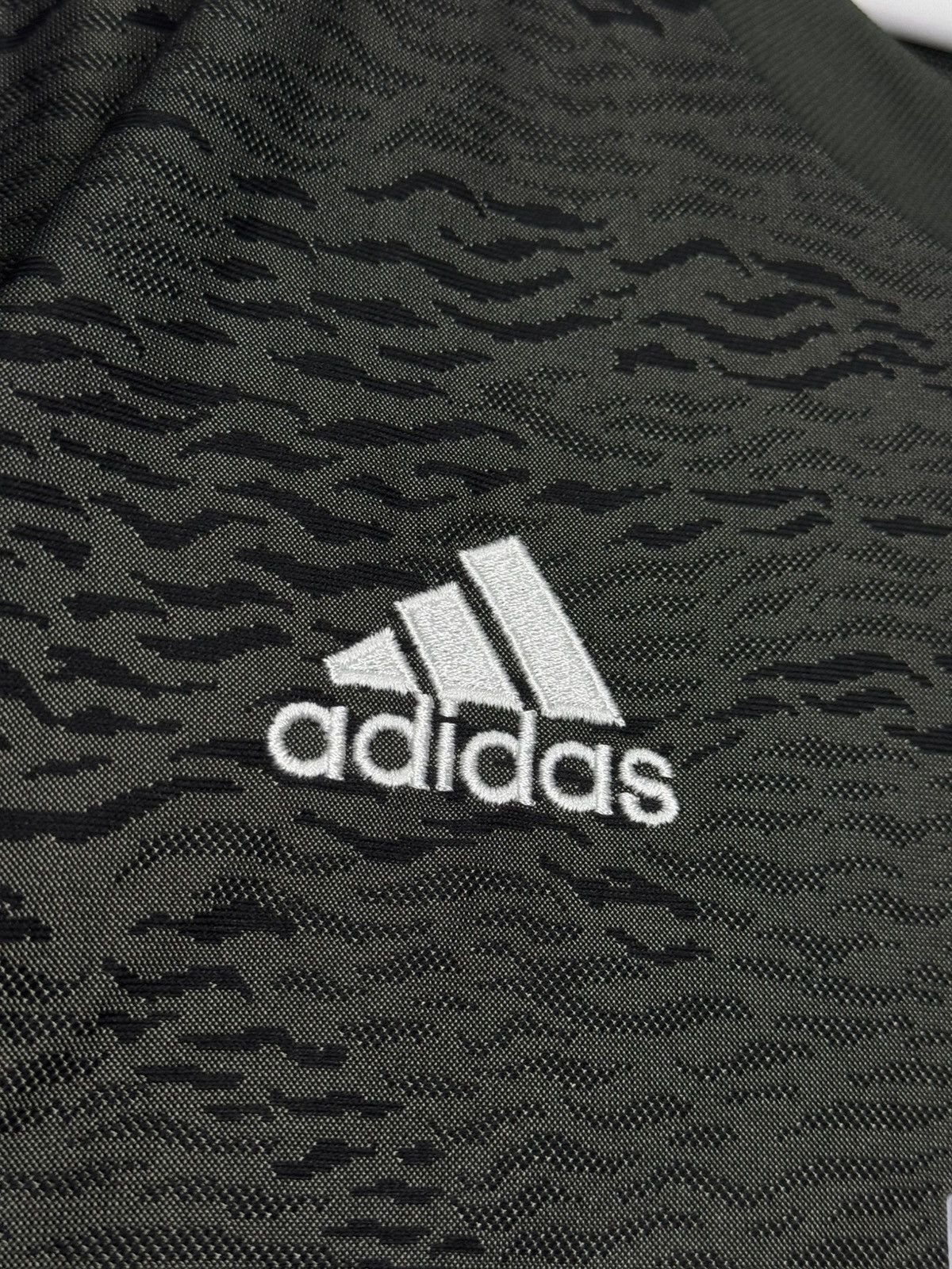 Adidas Manchester United 2020/21 Away Adidas Football Shirt Size US L / EU 52-54 / 3 - 10 Thumbnail
