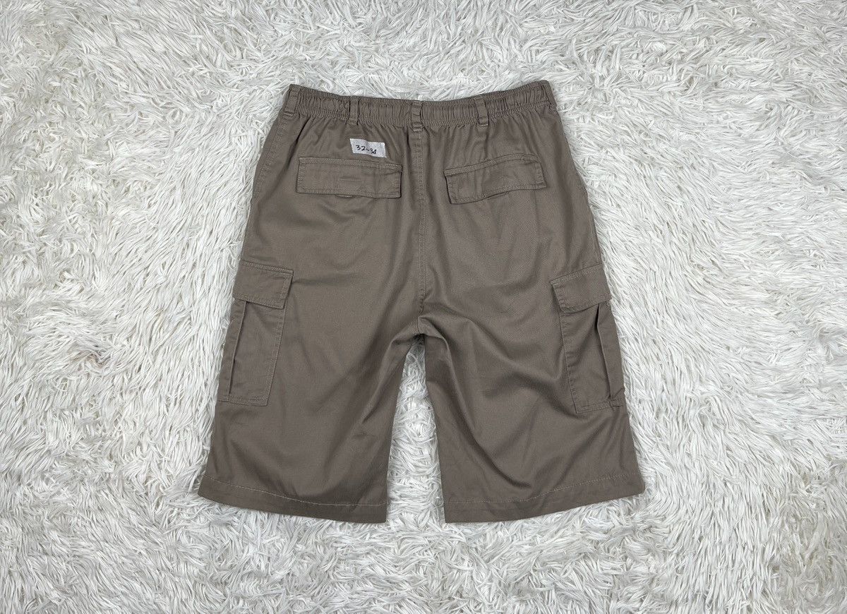 The Unbranded Brand Unbranded Cargo Short Pants Size US 33 - 2 Thumbnail