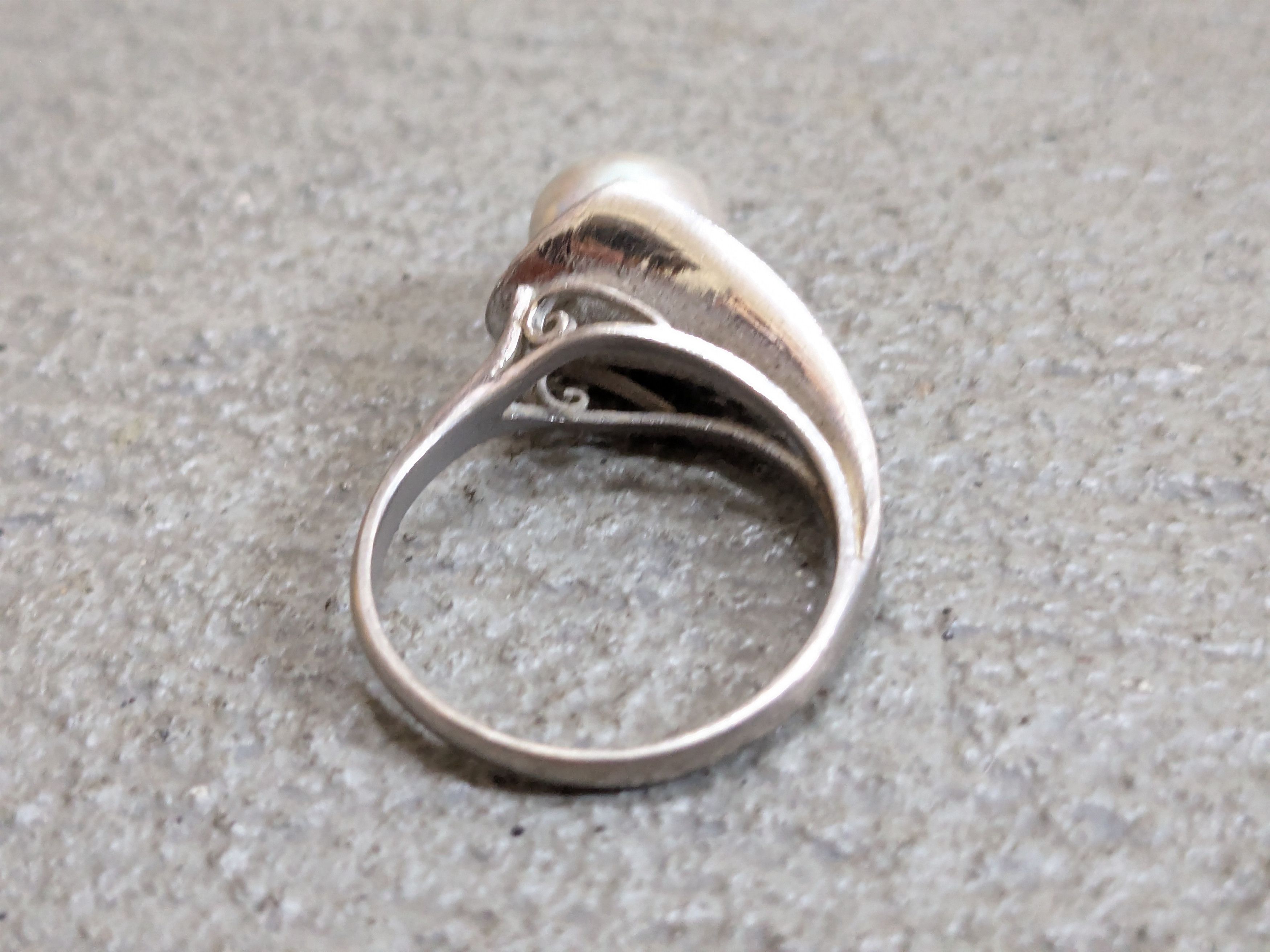 Vintage Vintage Sterling Silver Ring Pearl 6.75 Modern Avant Garde Size ONE SIZE - 6 Thumbnail
