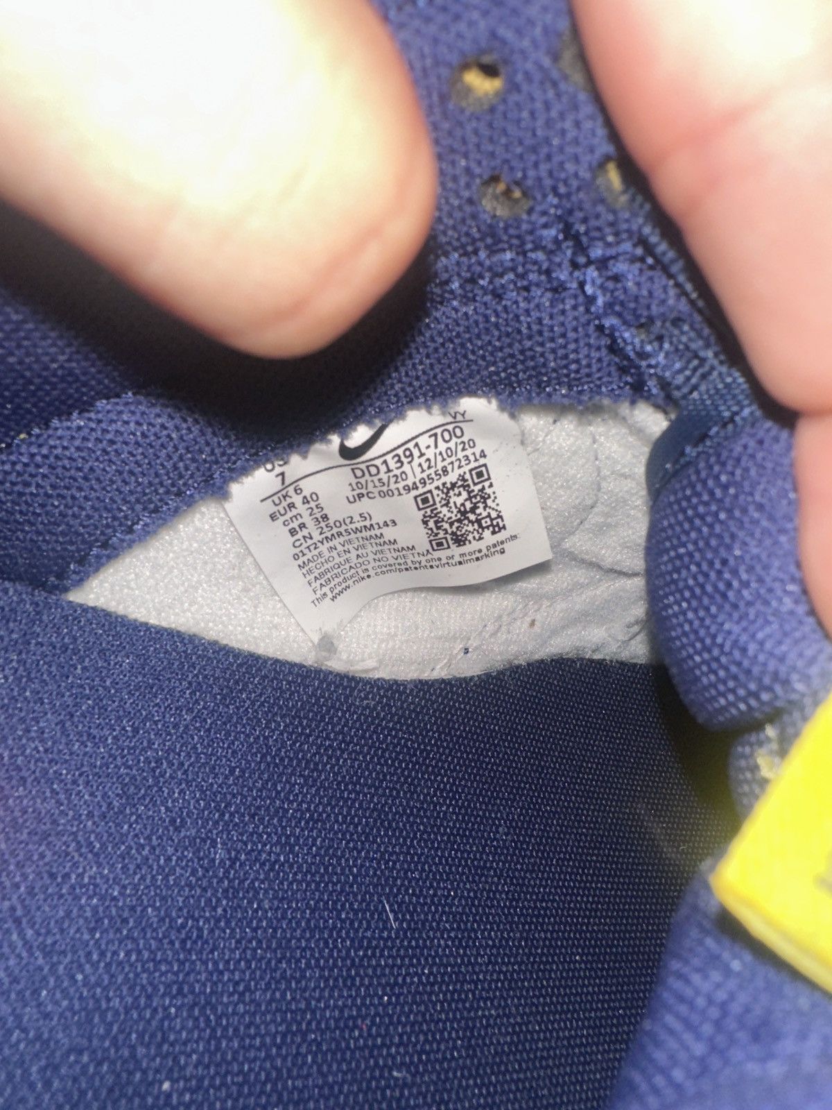 Nike nike dunks - michigan Size US 7 / EU 40 - 8 Thumbnail