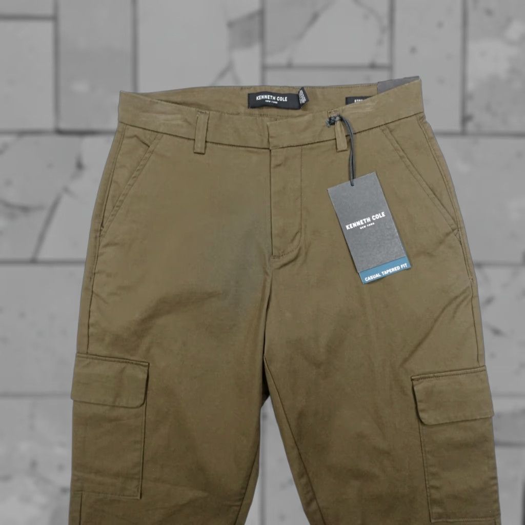Kenneth Cole Kenneth Cole Cotton Stretch Cargo Pants Tapered Fit Olive Men's 30x30 Pants Mens Olive Cotton Stretch Cargo Pants Tapered Fit 30x30 Size US 30 / EU 46 - 1 Thumbnail