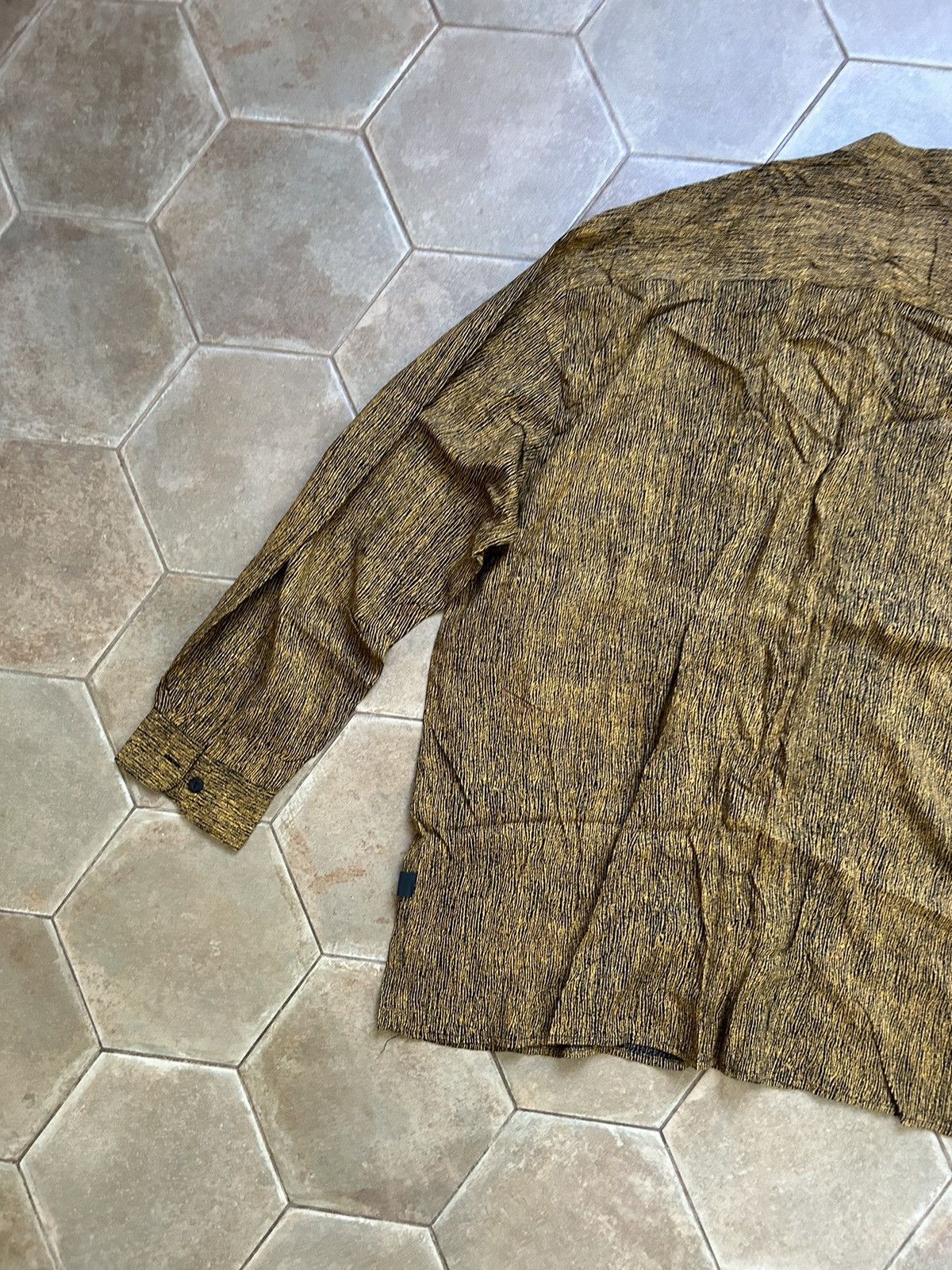 Japanese Brand wolverhampton button shirt vintage Size US L / EU 52-54 / 3 - 6 Thumbnail