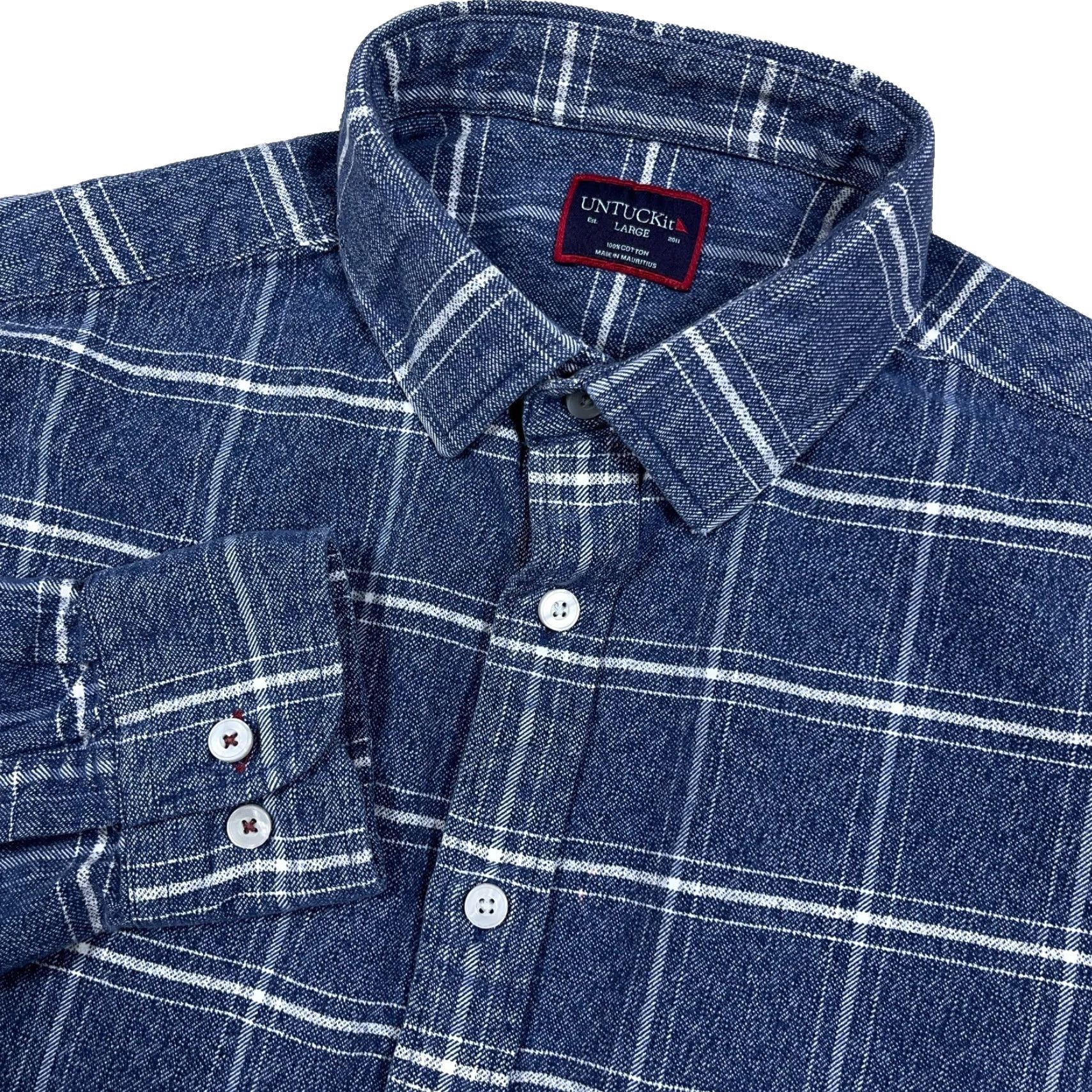 UNTUCKit UNTUCKit Denim Shirt Men L Blue Plaid Button Up Dress Casual Adult Shirt Size US L / EU 52-54 / 3 - 2 Thumbnail